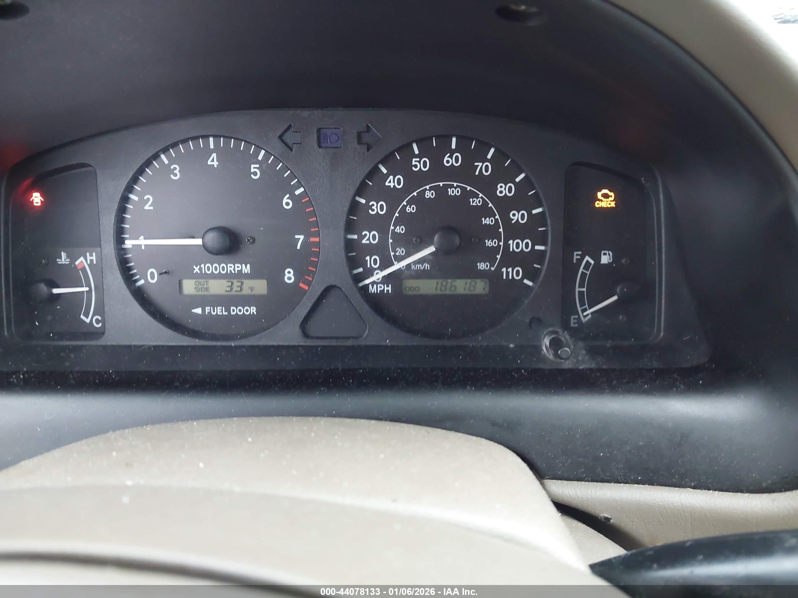 TOYOTA COROLLA image 7