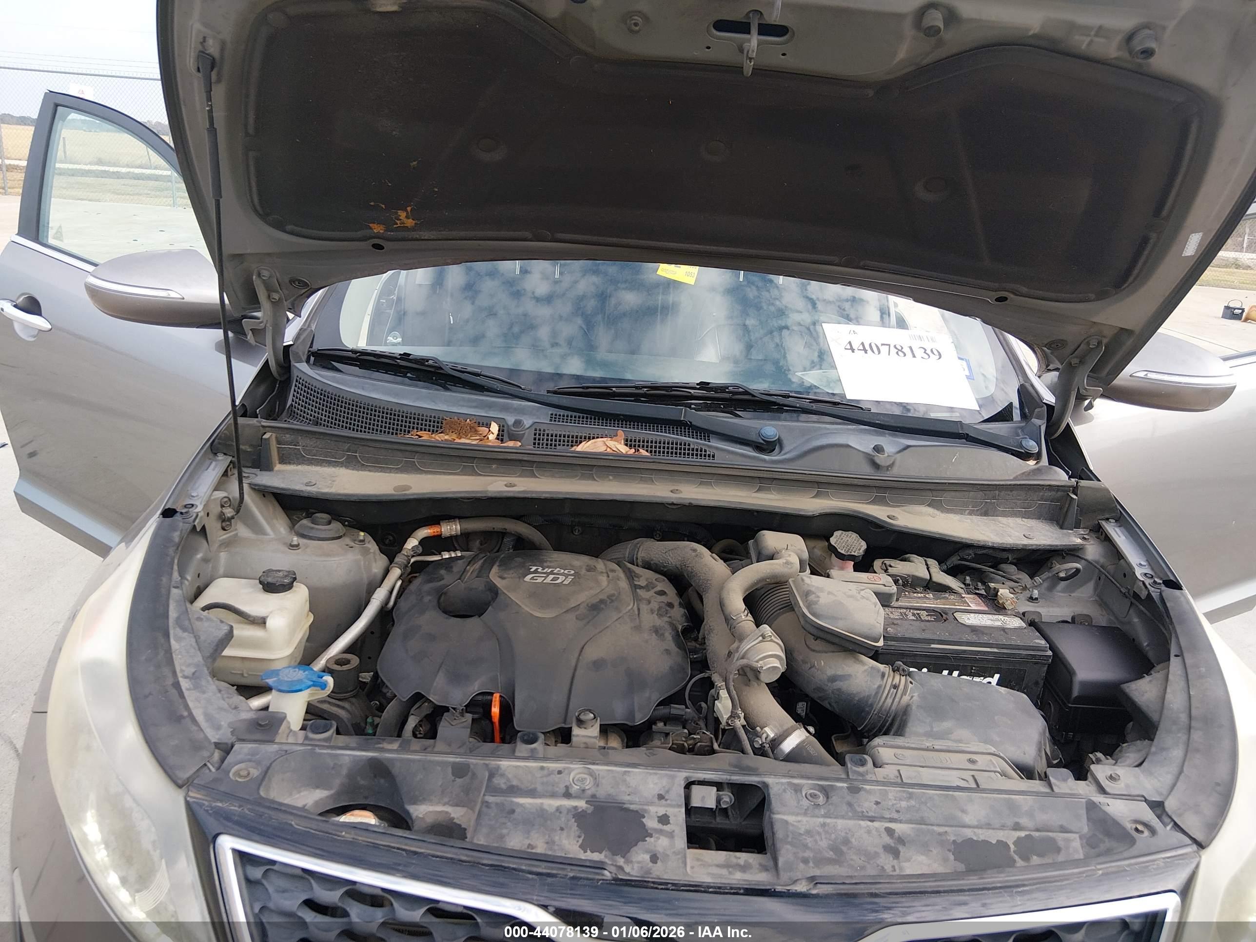 KIA SPORTAGE image 10