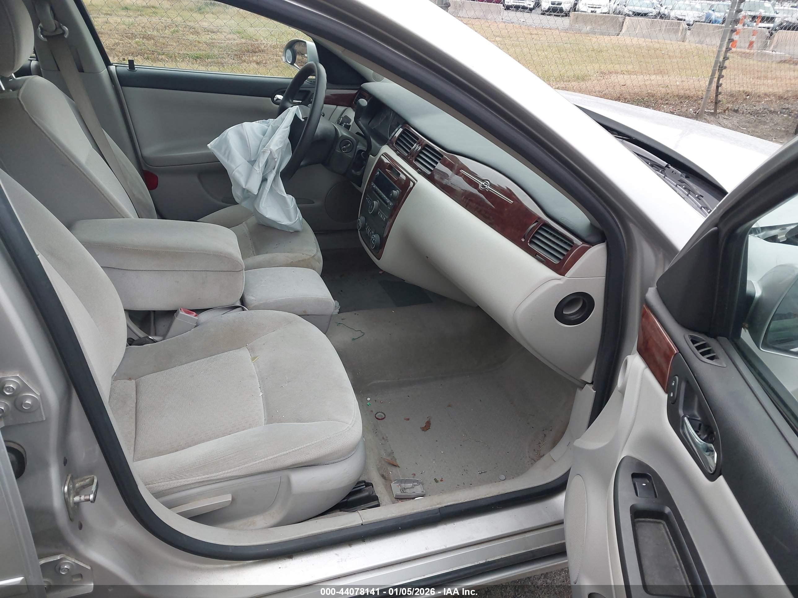 CHEVROLET IMPALA image 5