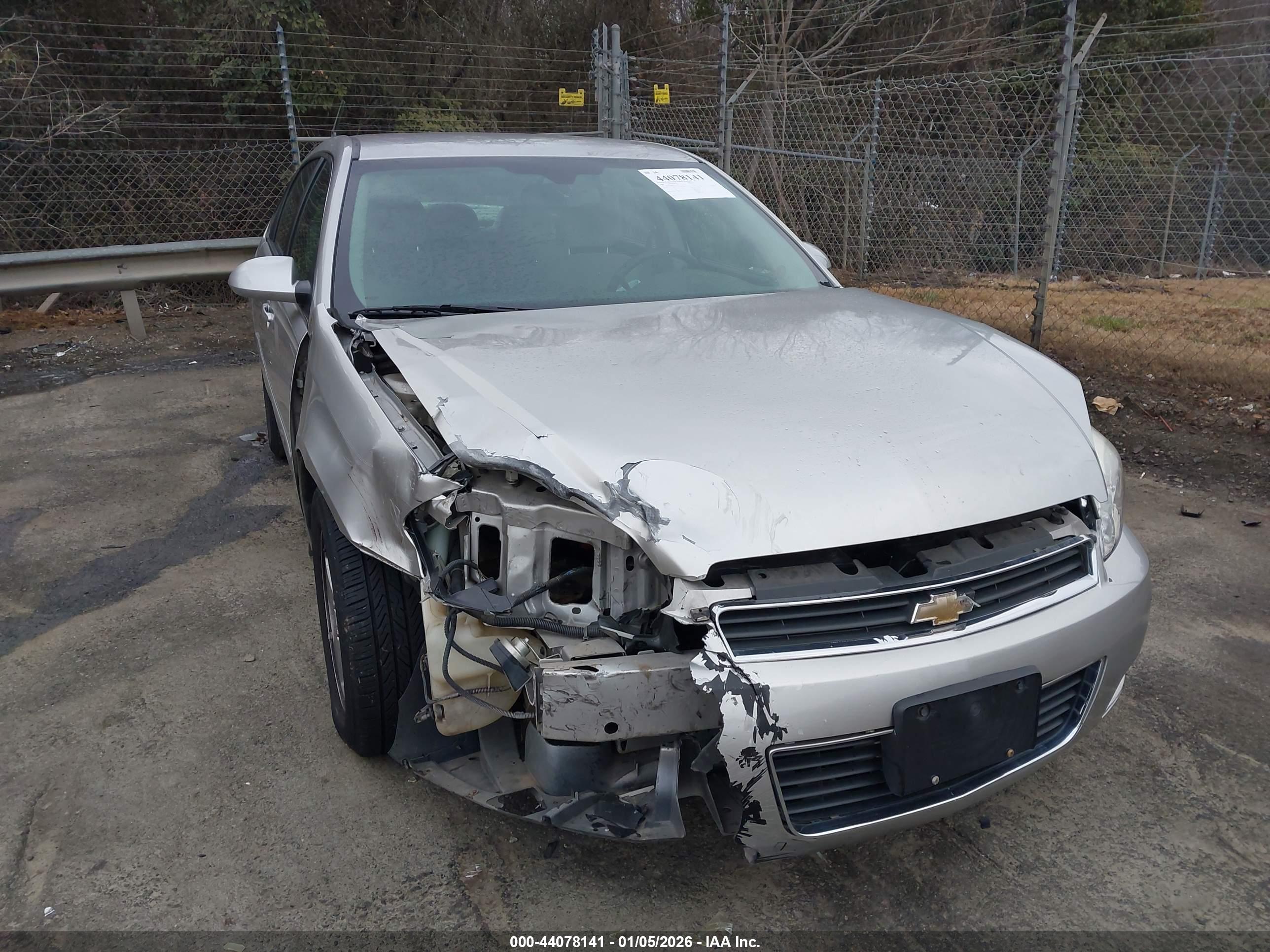 CHEVROLET IMPALA image 6