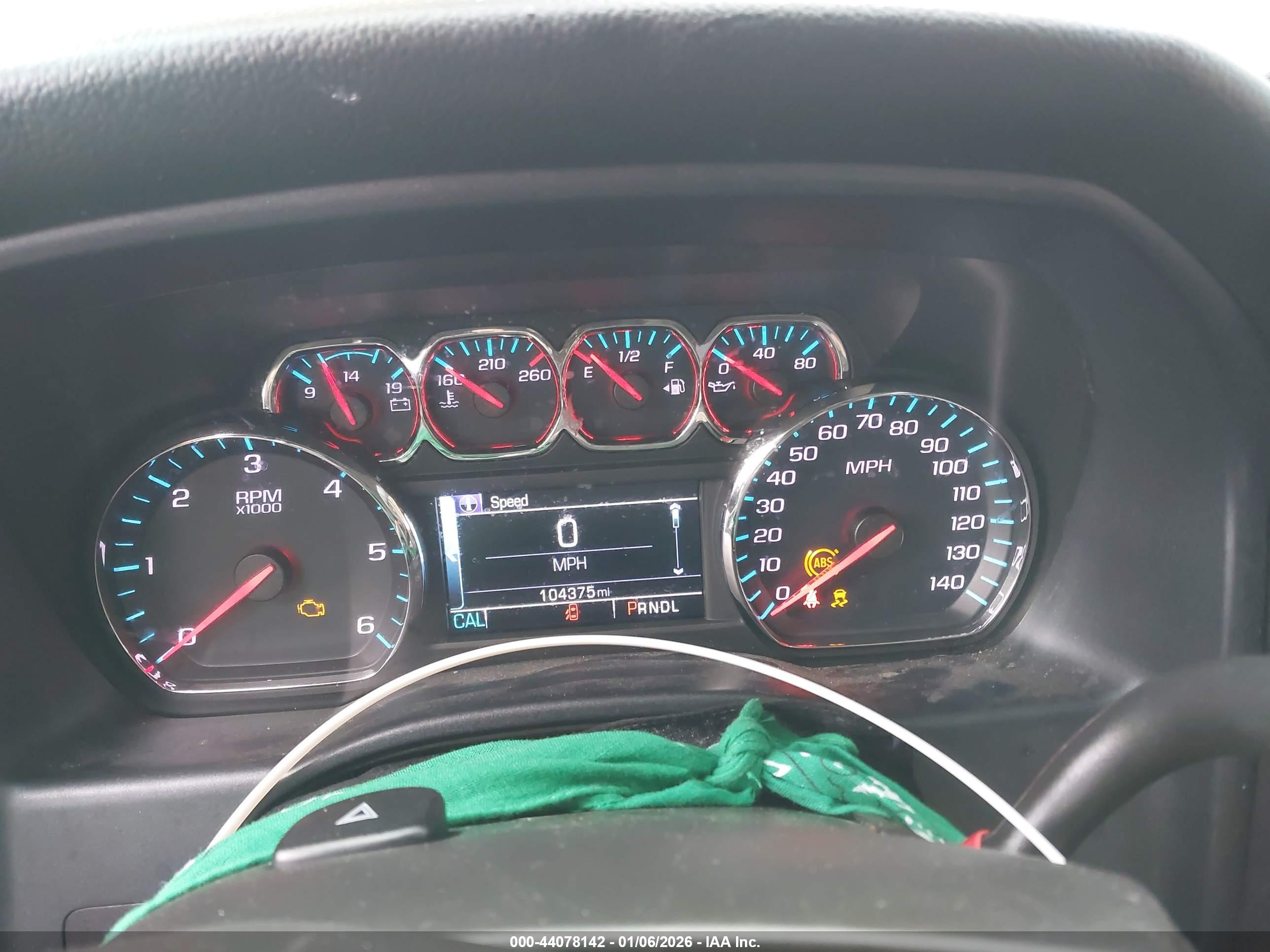 CHEVROLET SILVERADO image 7