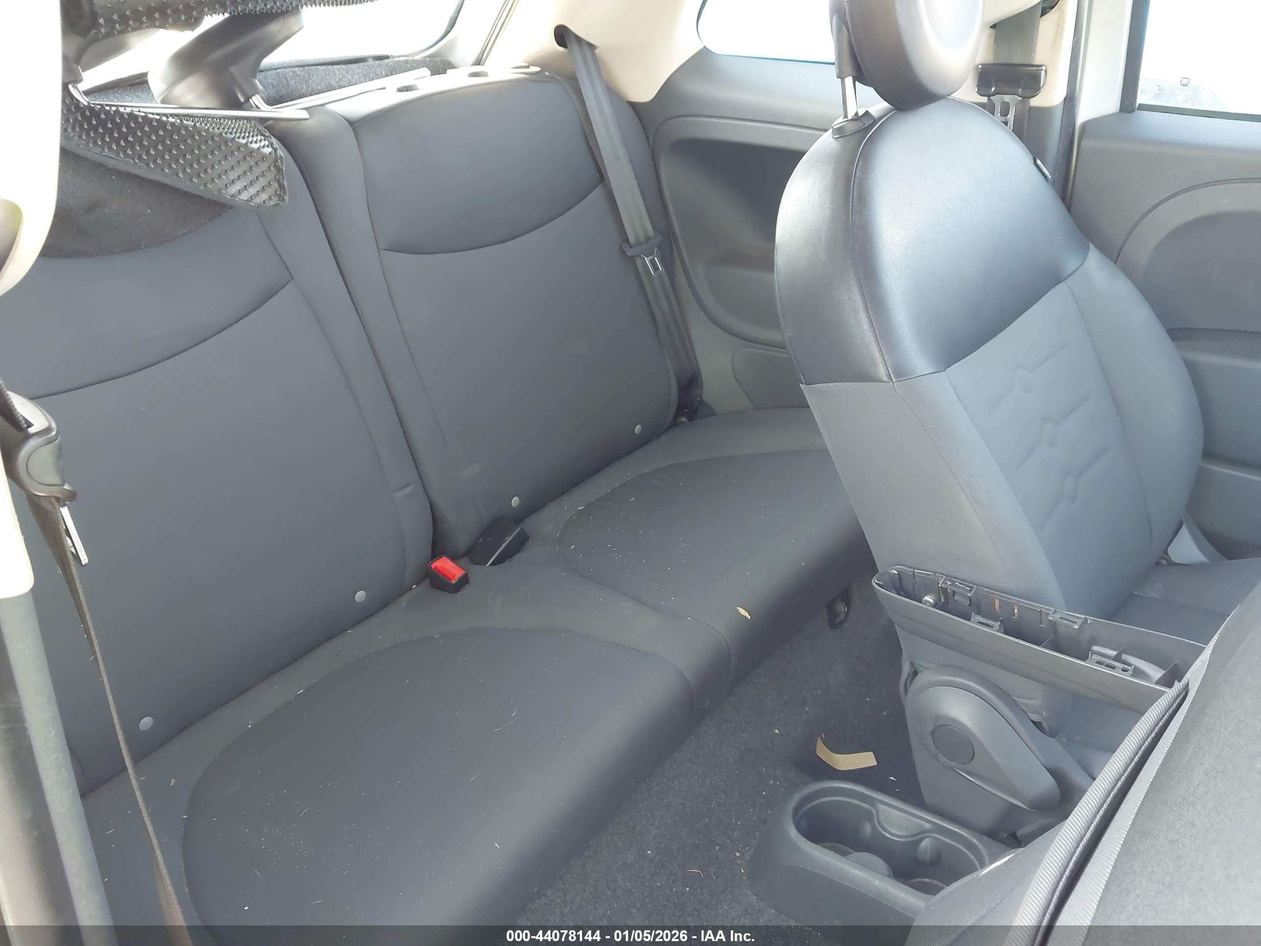 FIAT 500 image 8