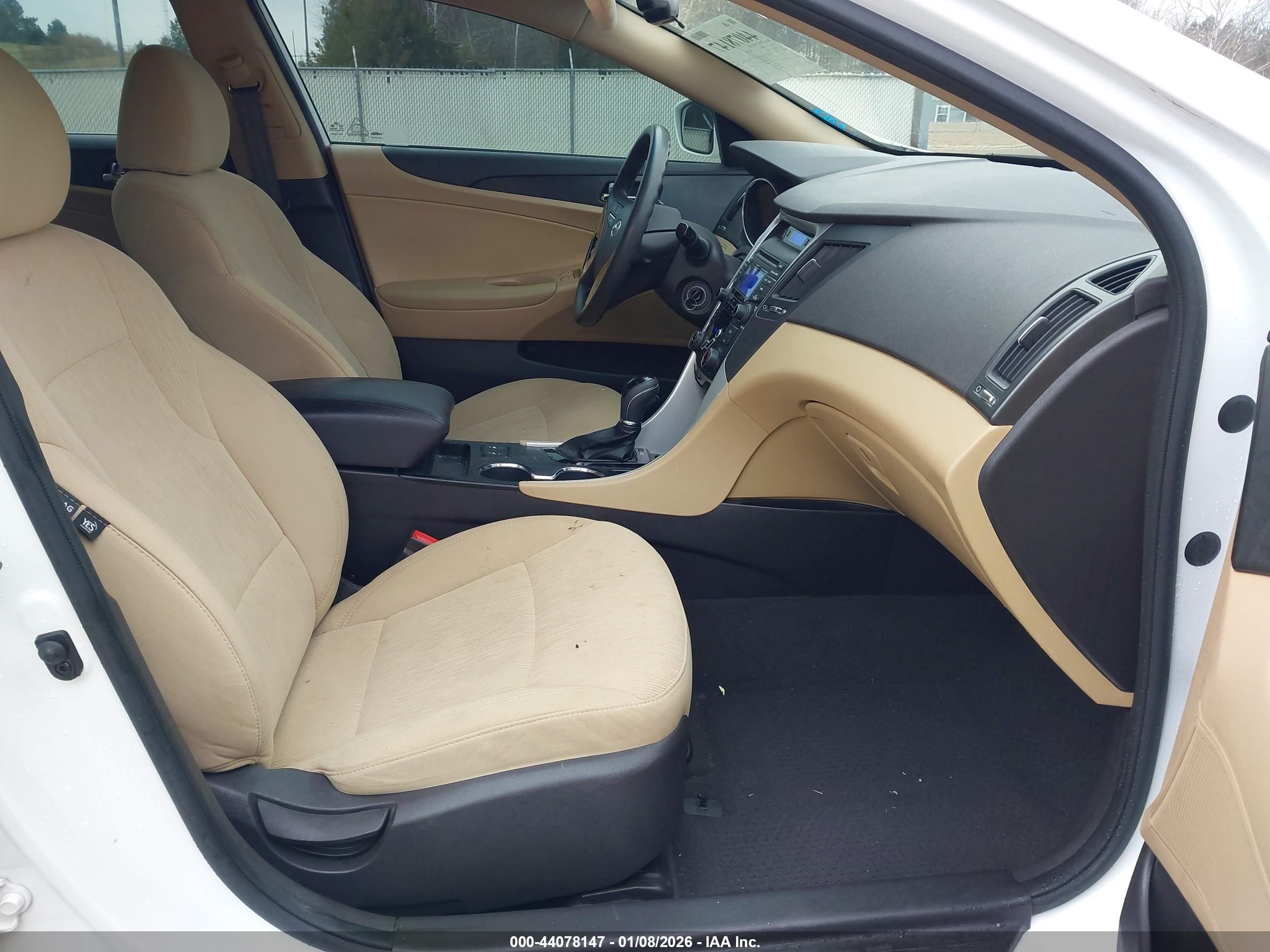 HYUNDAI SONATA image 5
