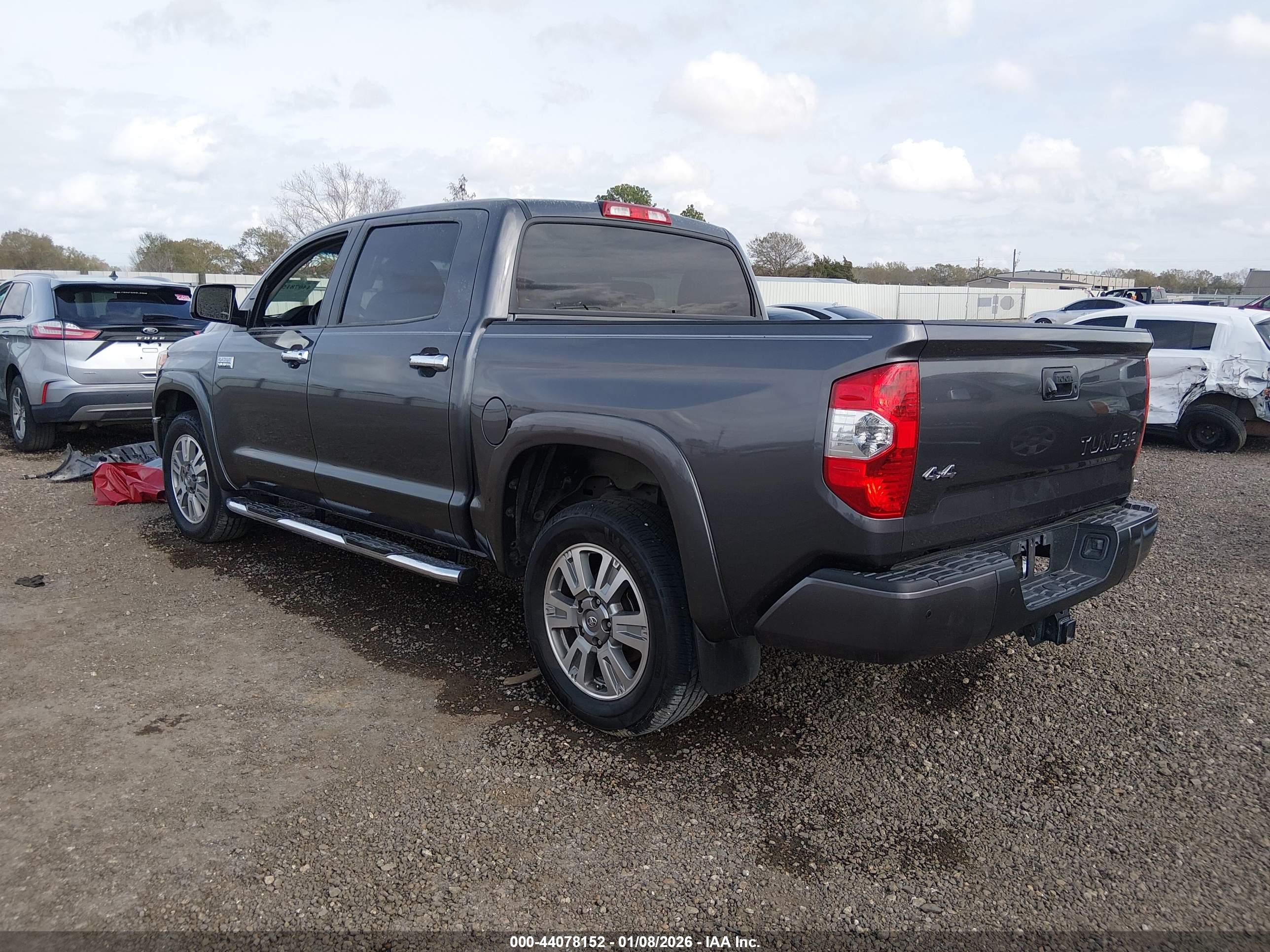 TOYOTA TUNDRA image 3