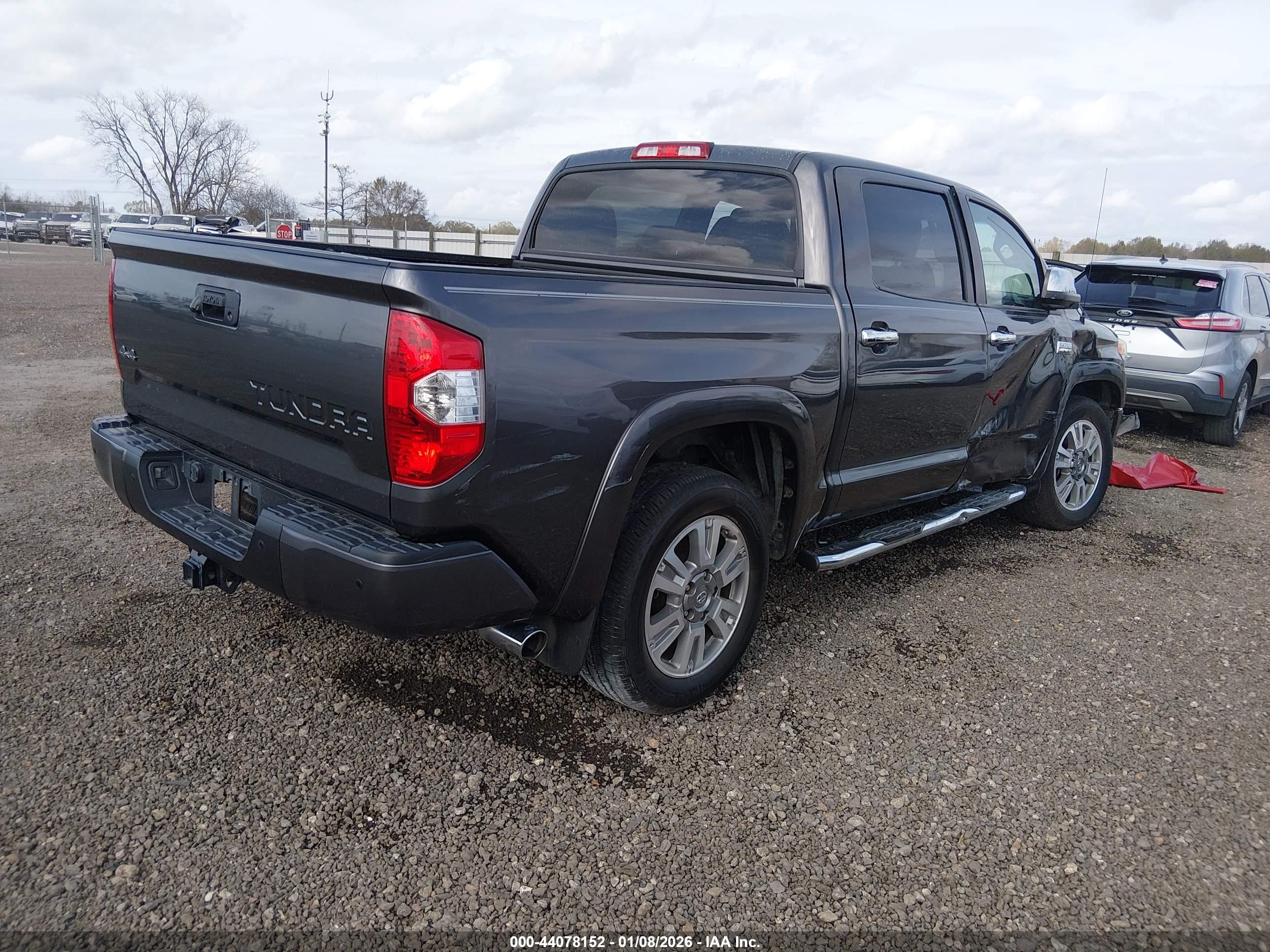 TOYOTA TUNDRA image 4