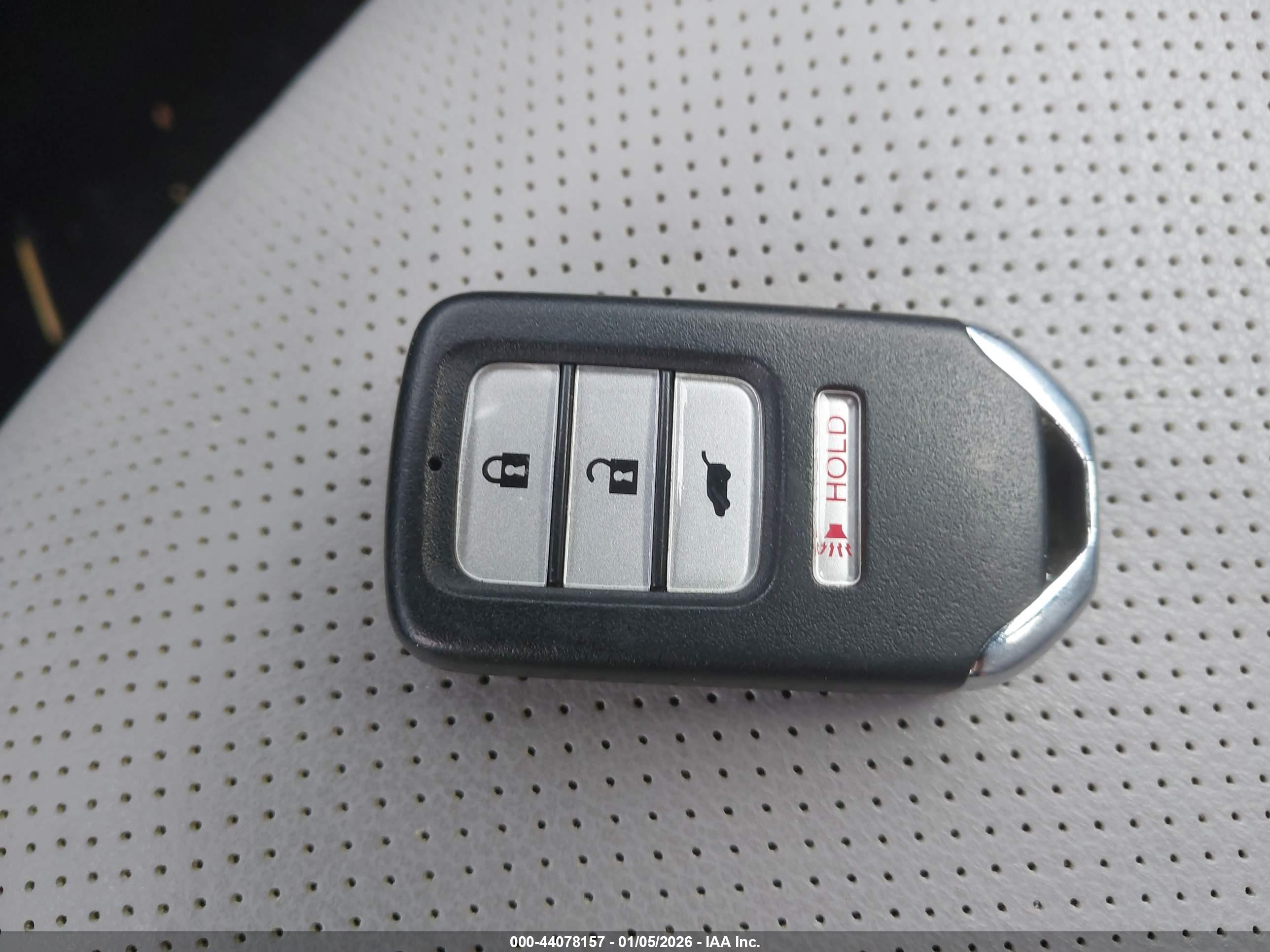 HONDA CR-V image 11