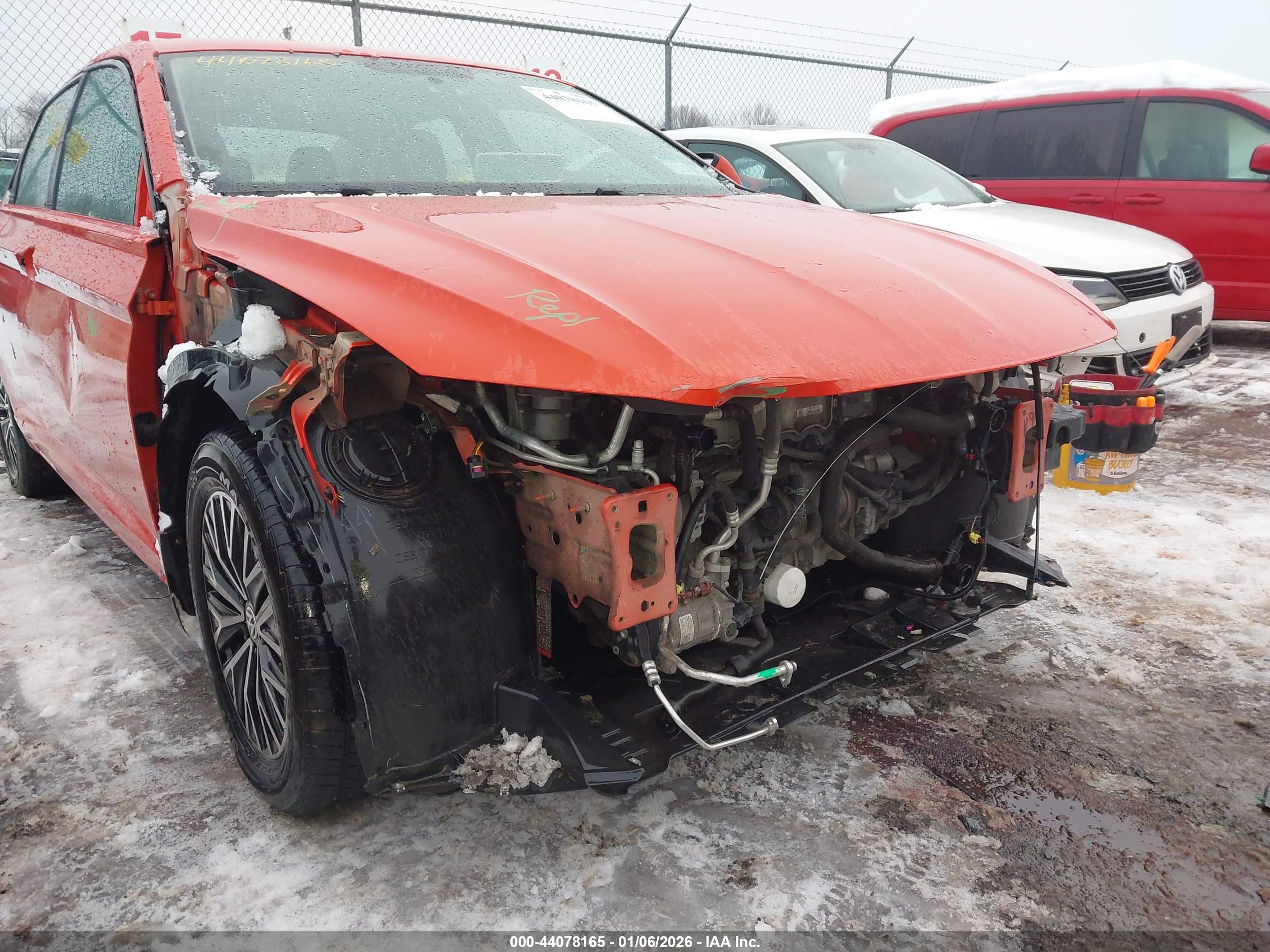 VOLKSWAGEN JETTA image 6