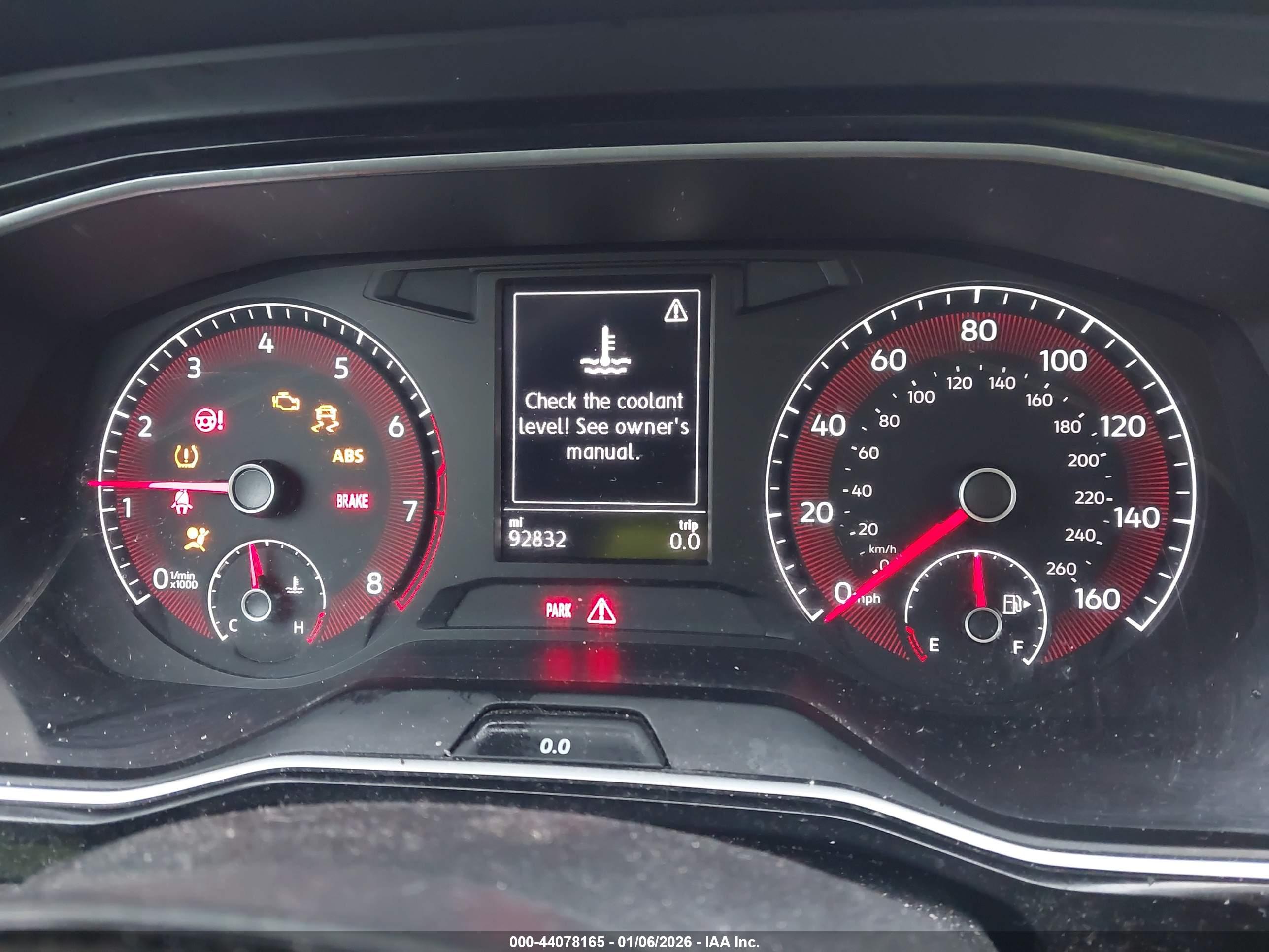 VOLKSWAGEN JETTA image 7