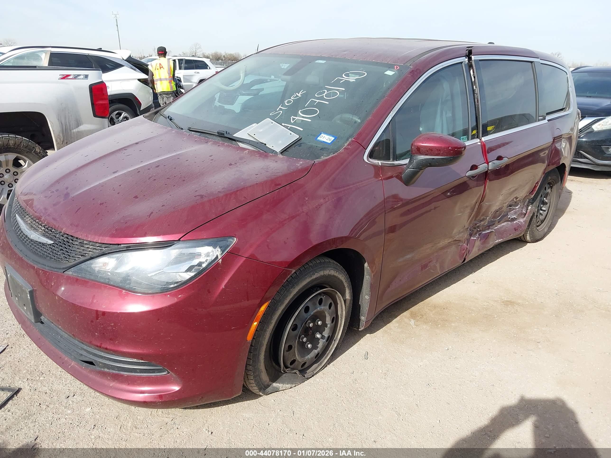 CHRYSLER PACIFICA image 2