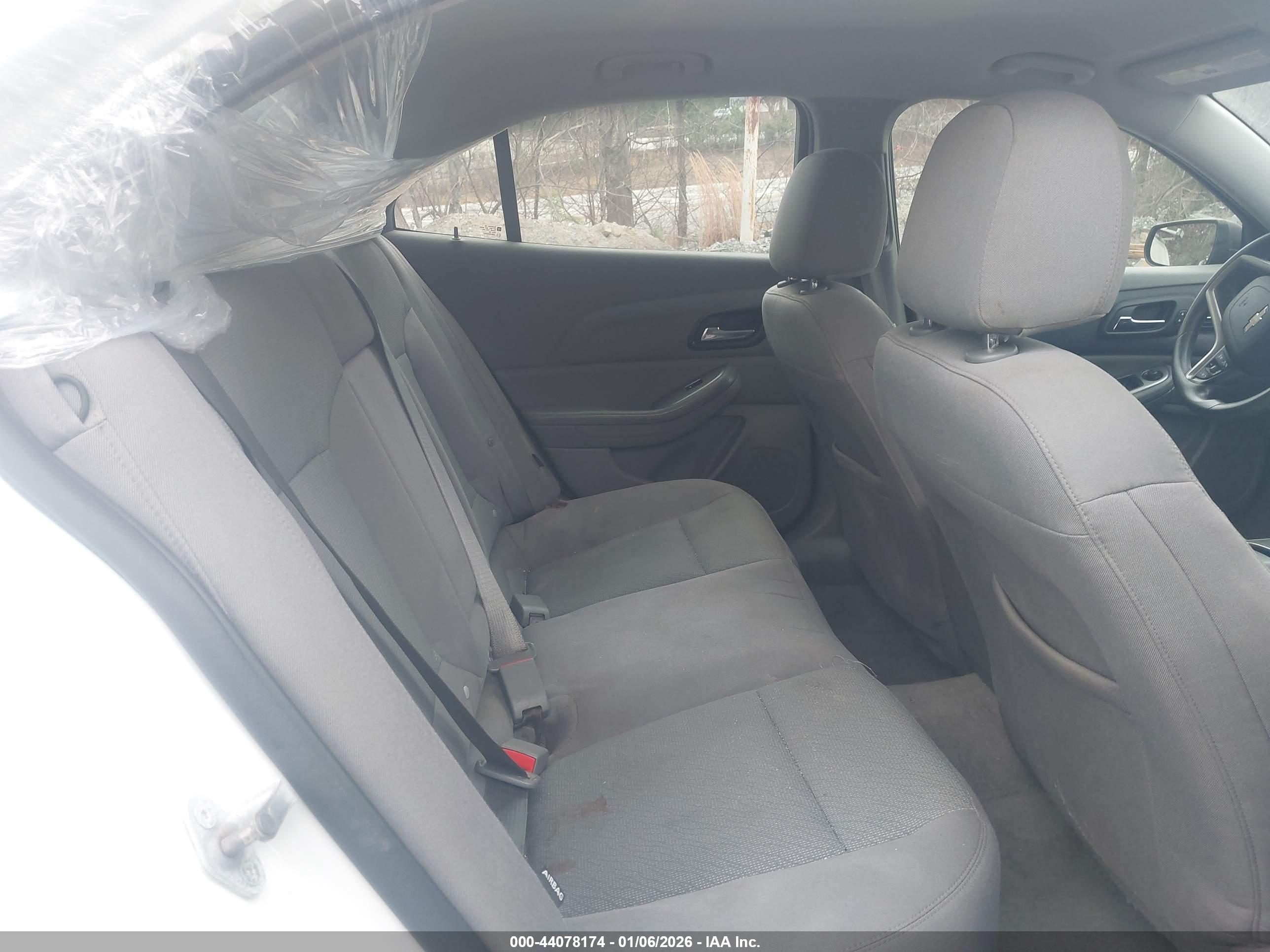 CHEVROLET MALIBU image 8