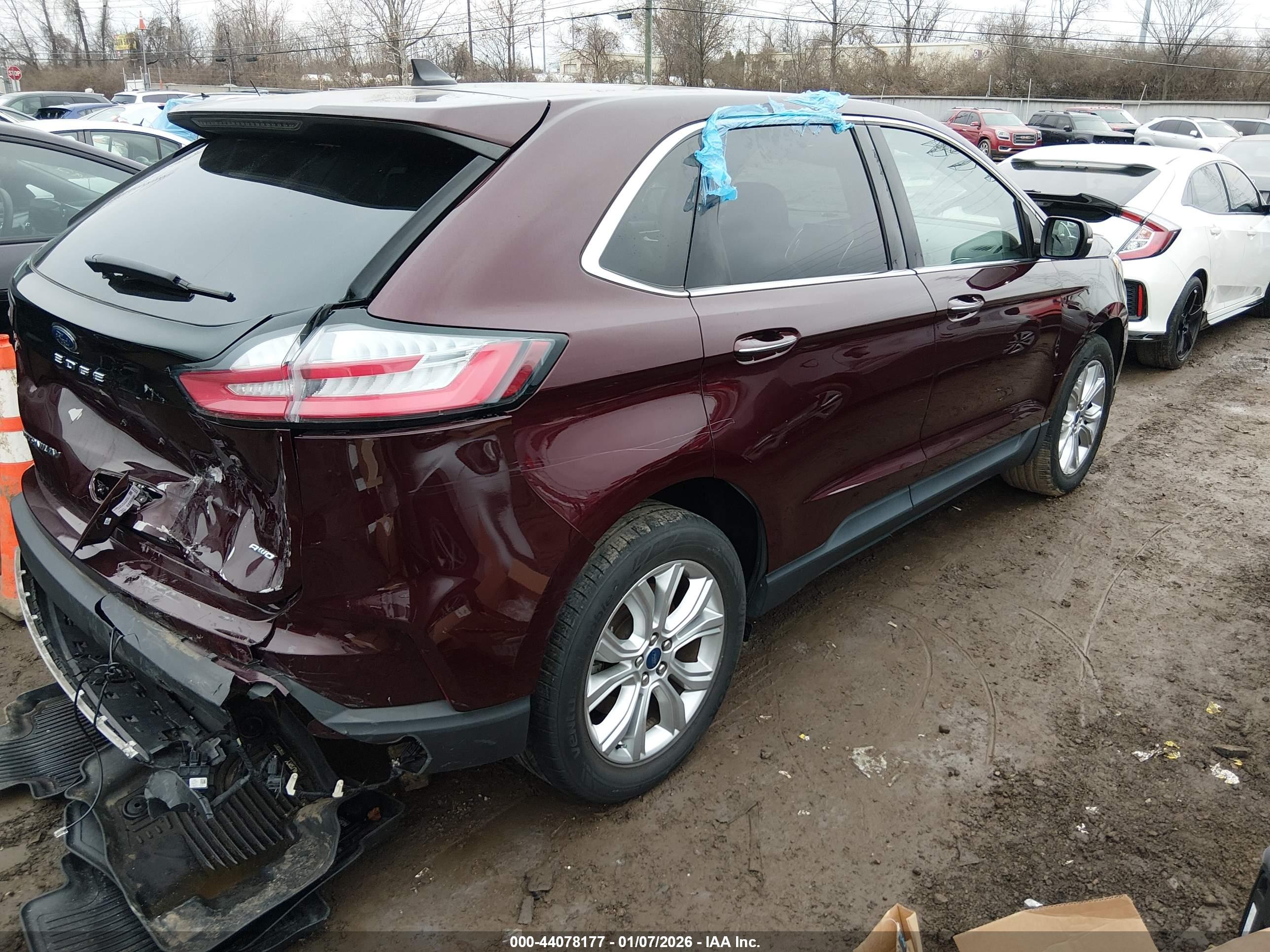 FORD EDGE image 4