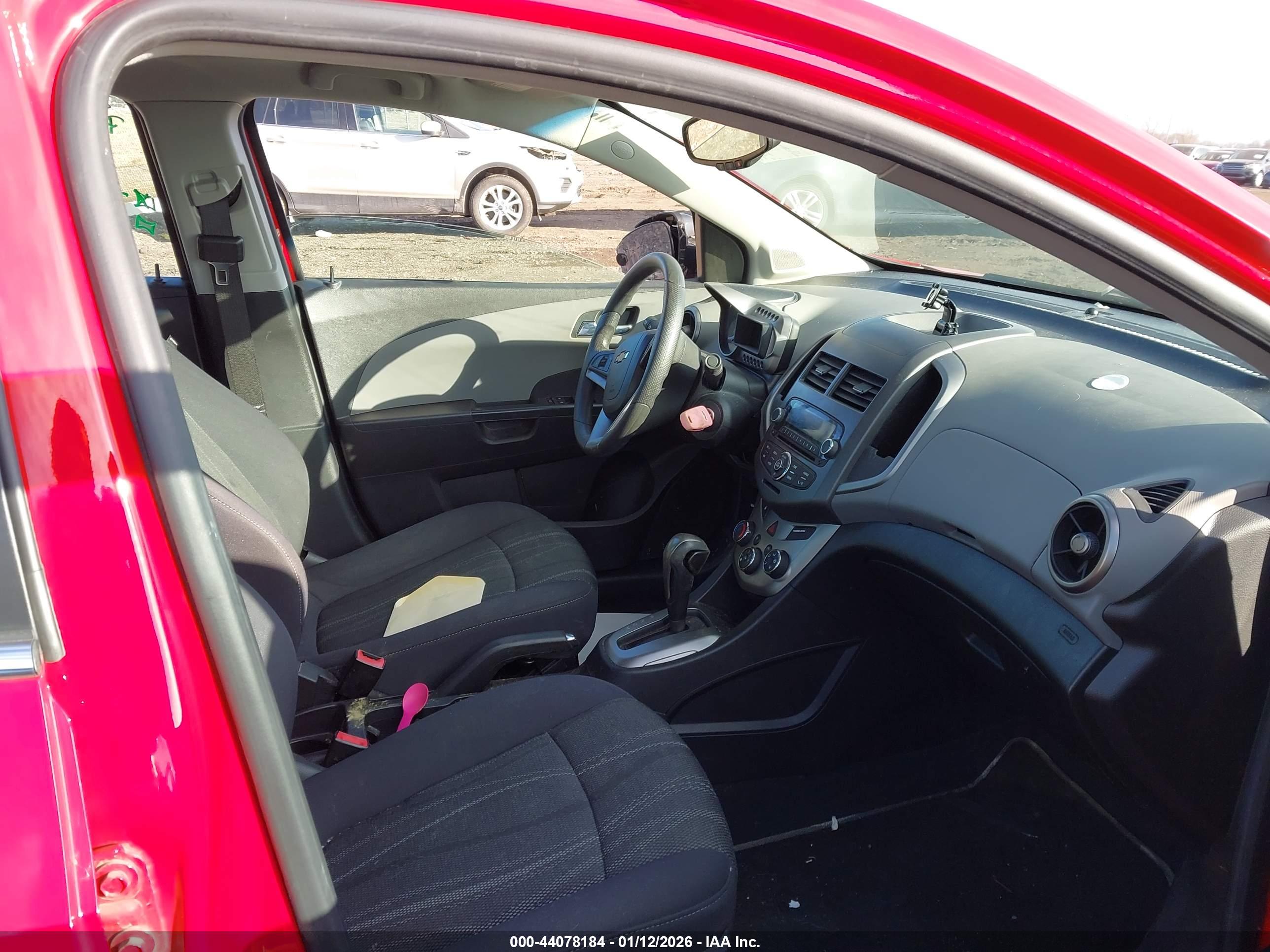 CHEVROLET SONIC image 5