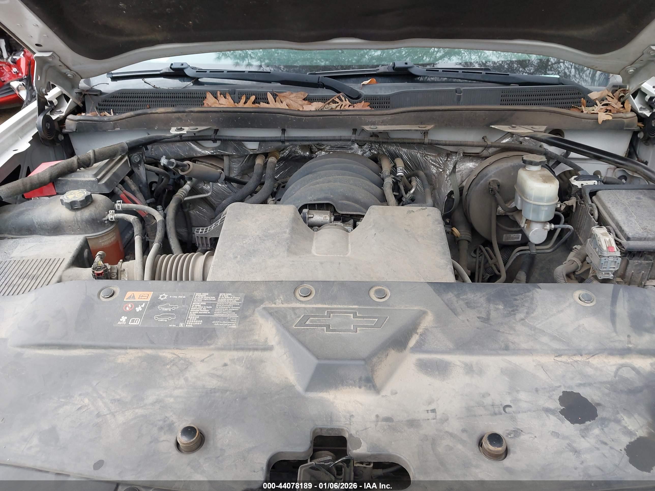 CHEVROLET SILVERADO image 10