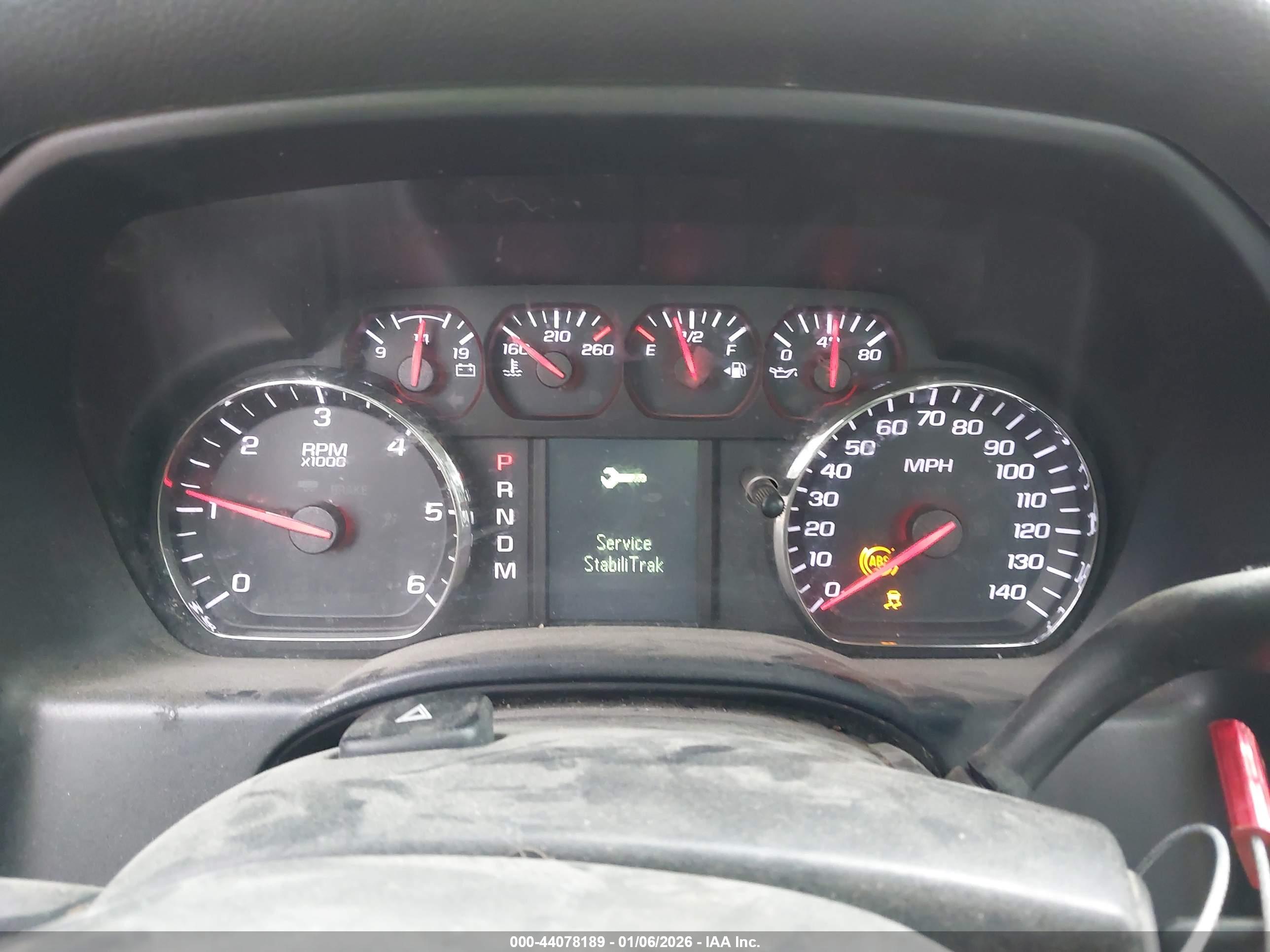 CHEVROLET SILVERADO image 7