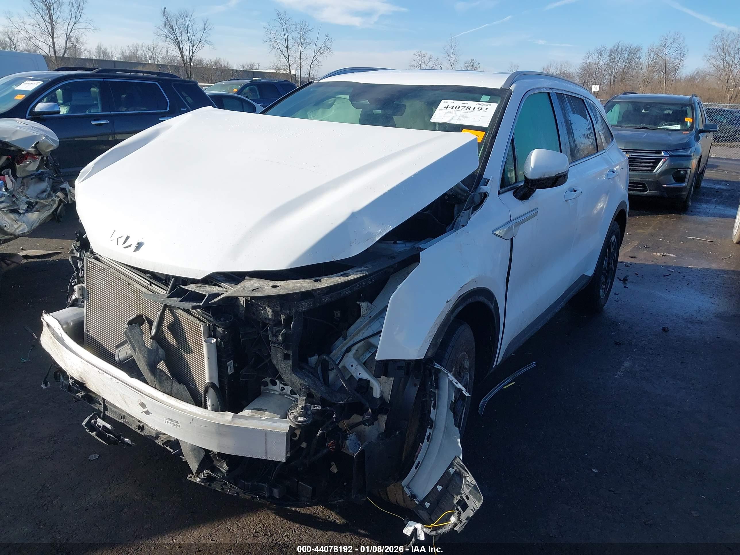 KIA SORENTO image 2