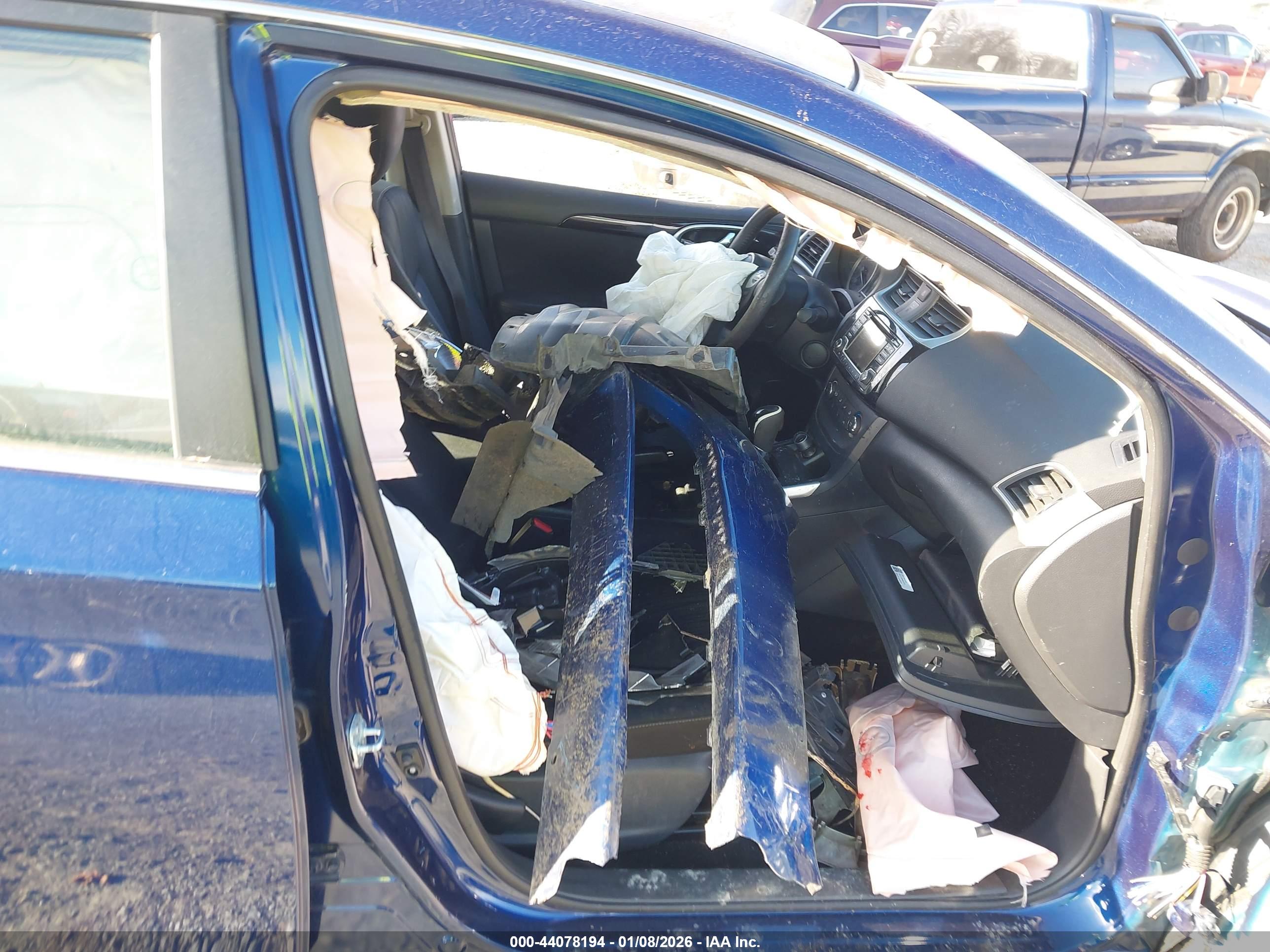 NISSAN SENTRA image 5