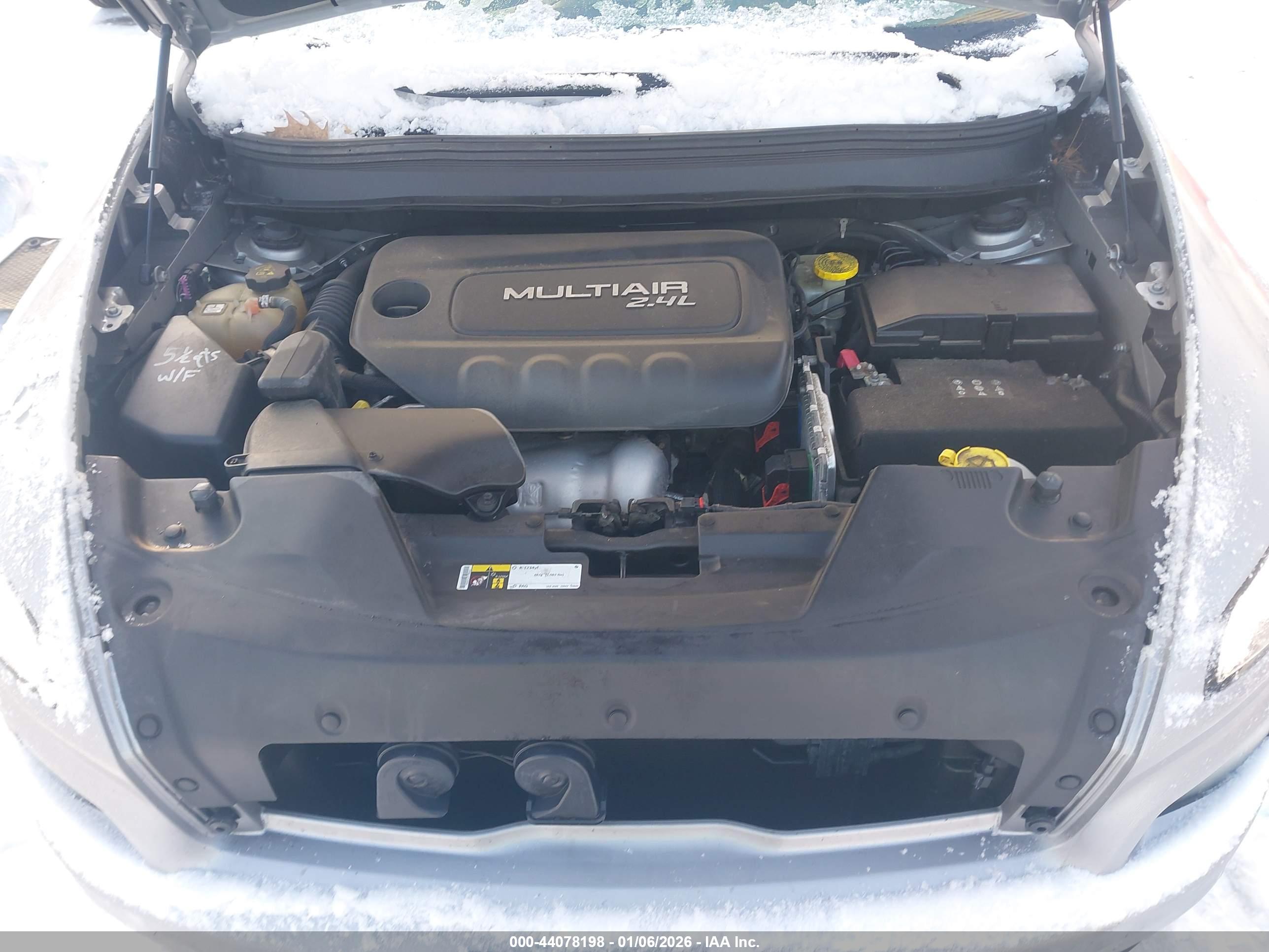 JEEP CHEROKEE image 10