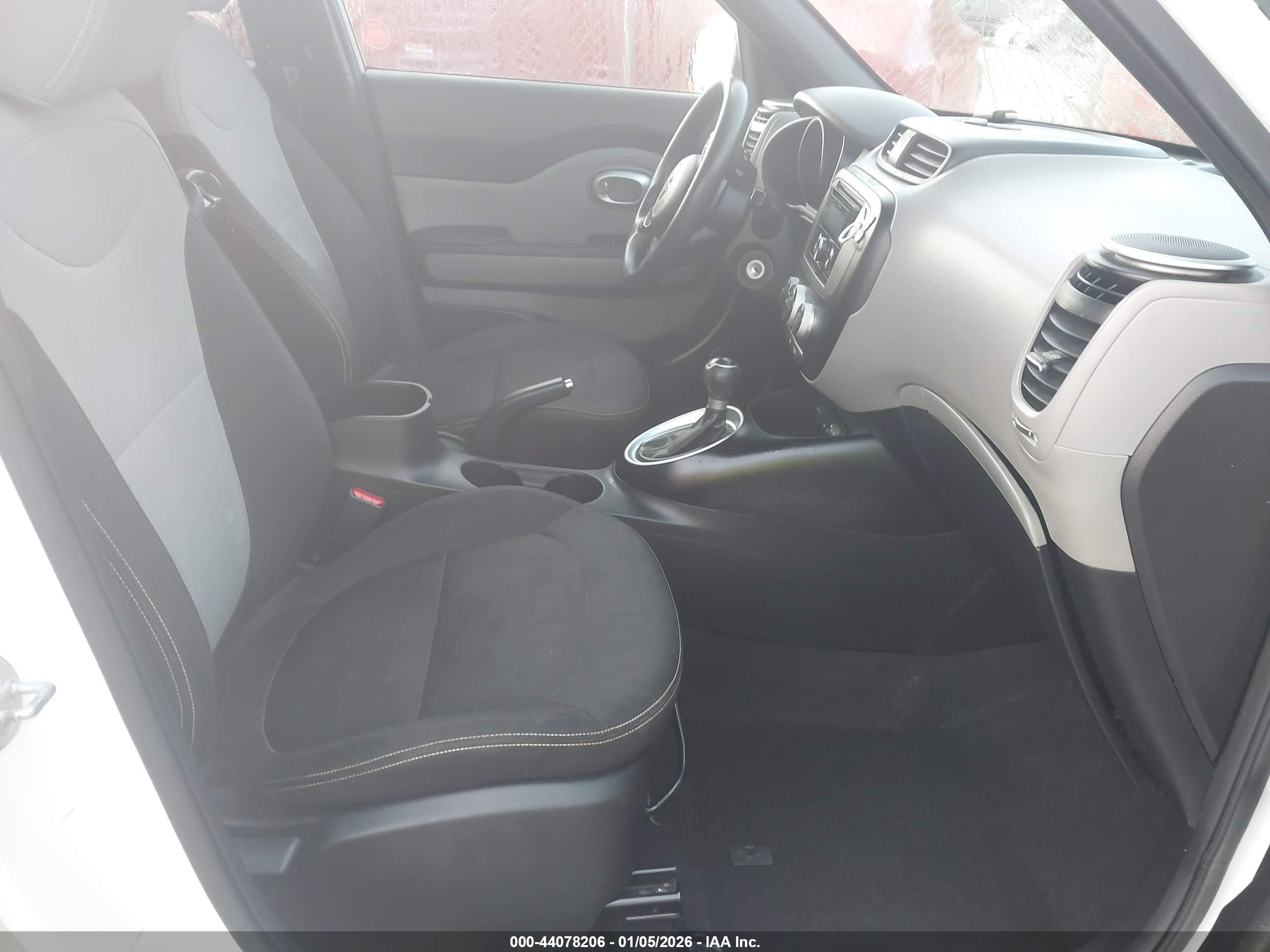 KIA SOUL image 5