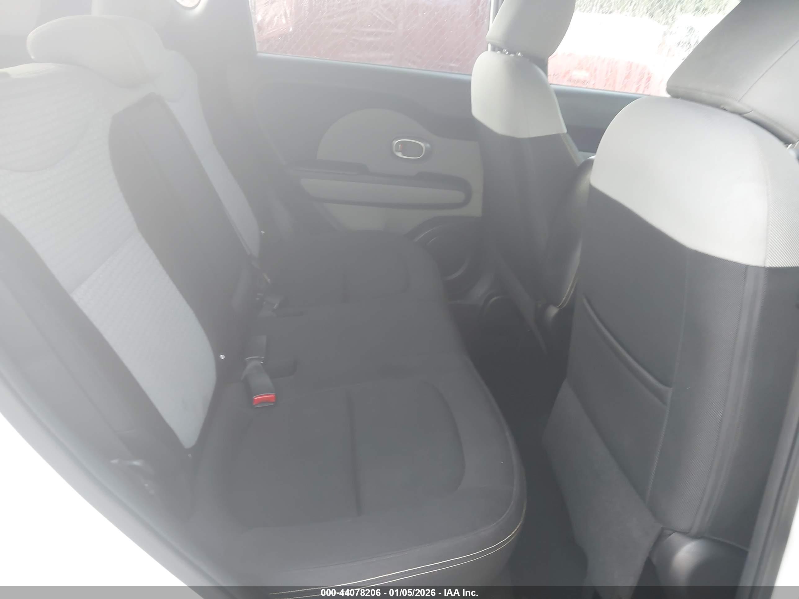 KIA SOUL image 8