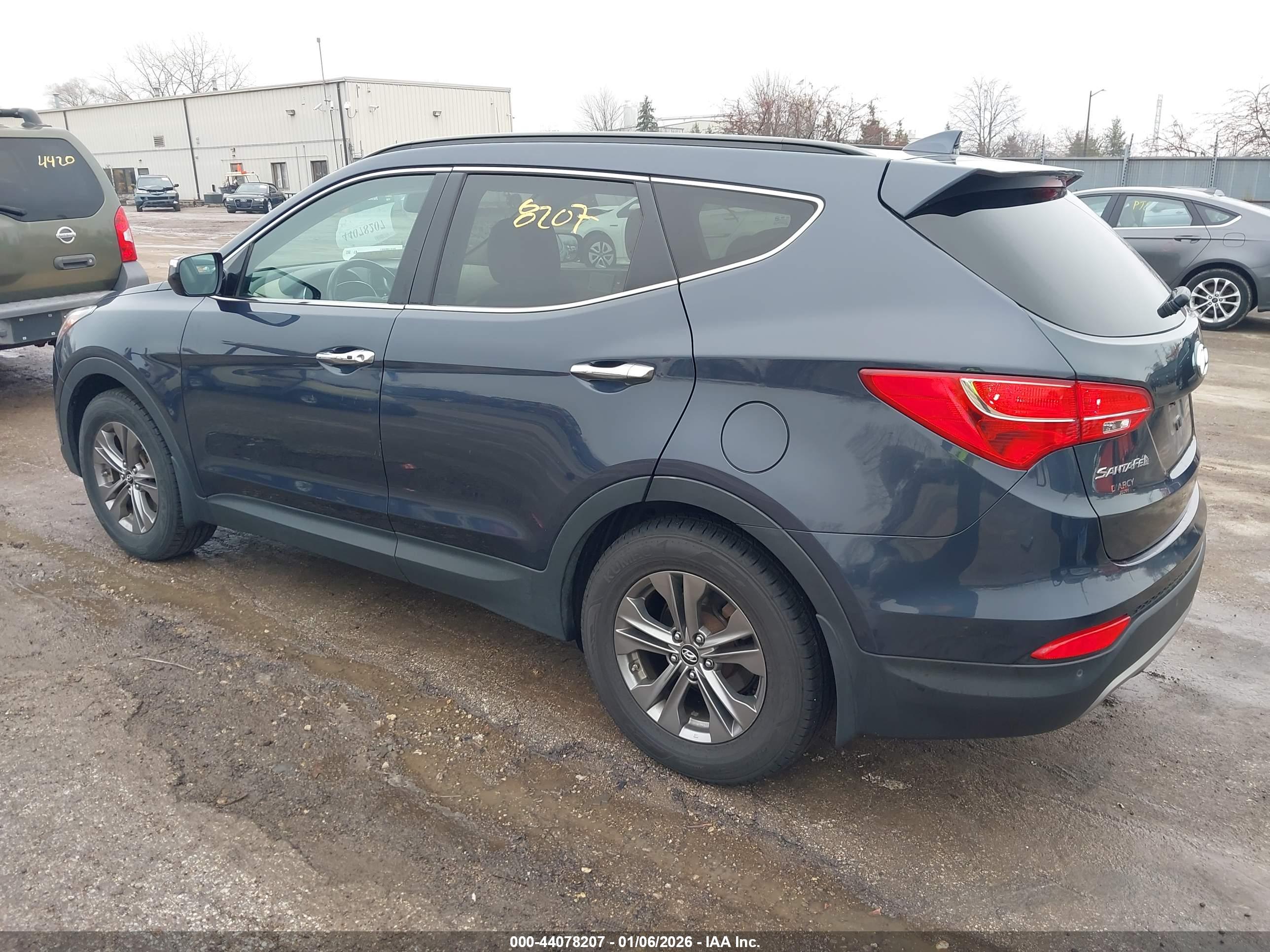 HYUNDAI SANTA image 3