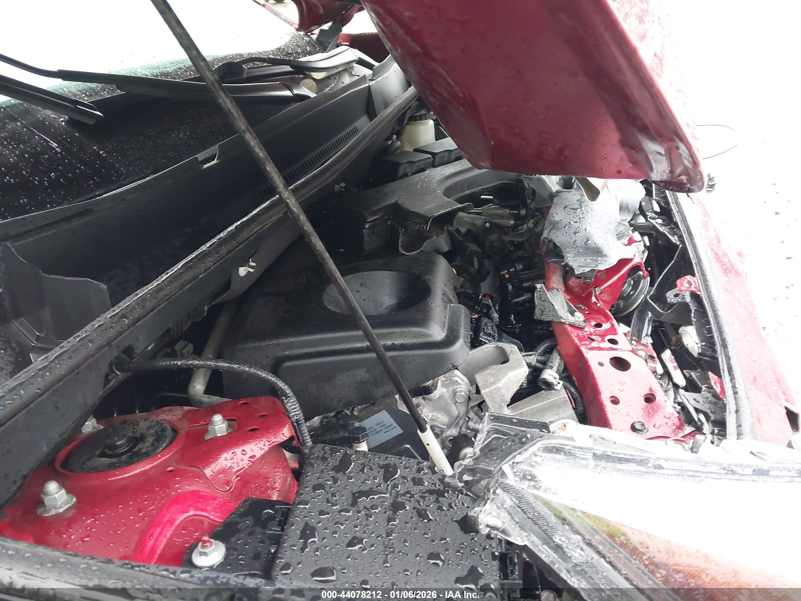 TOYOTA RAV4 image 10