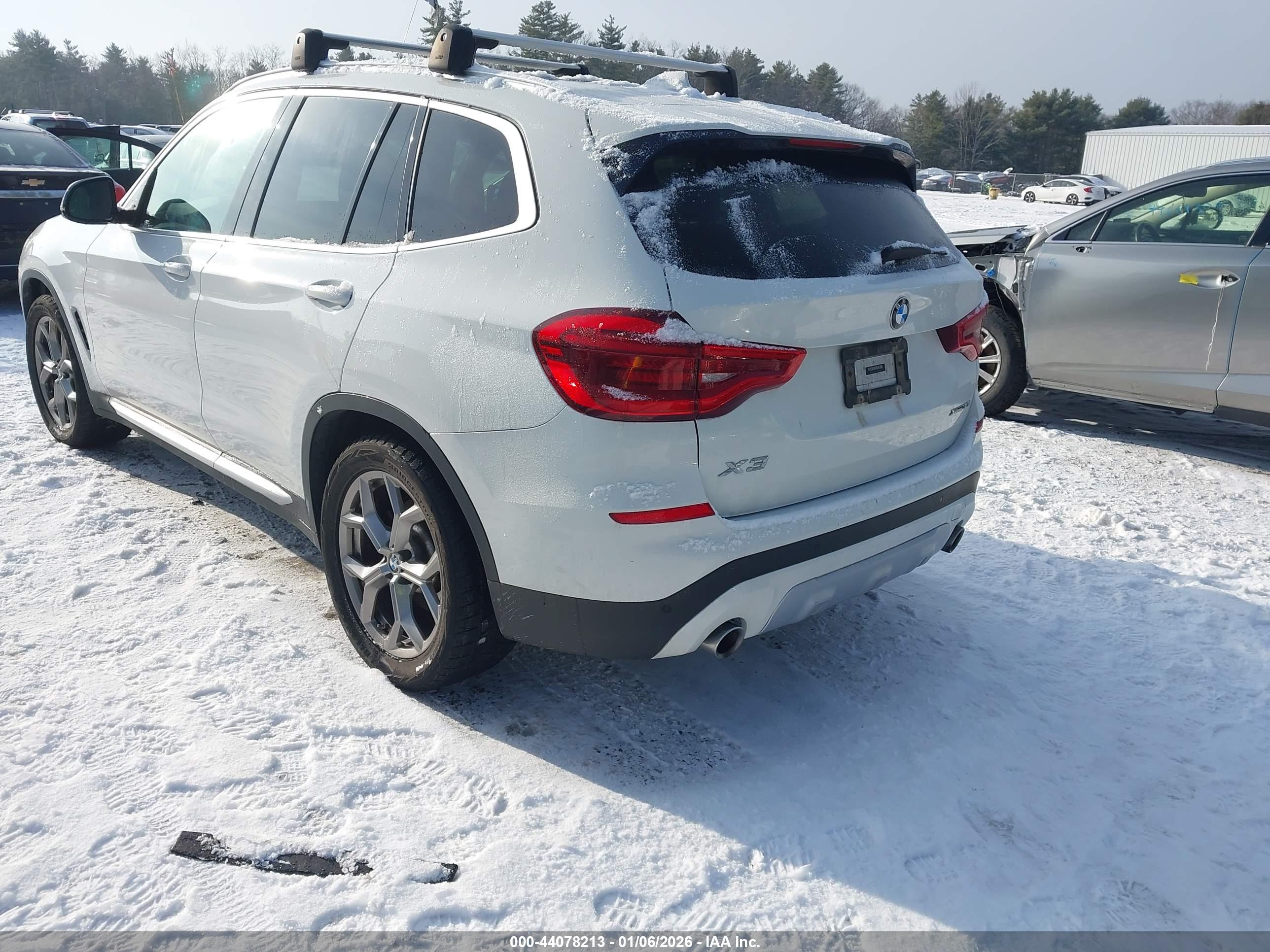 BMW X3 image 3