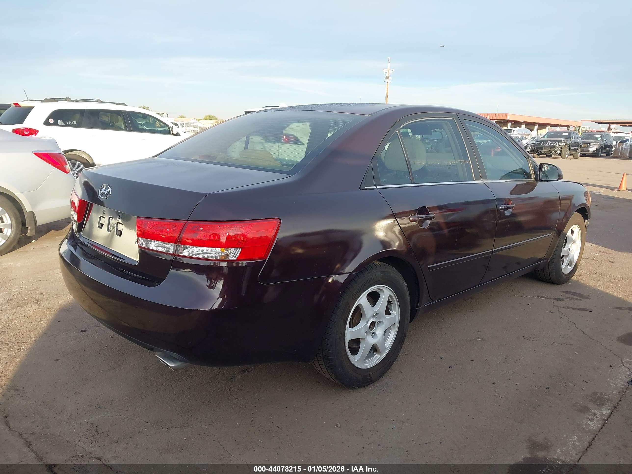 HYUNDAI SONATA image 4
