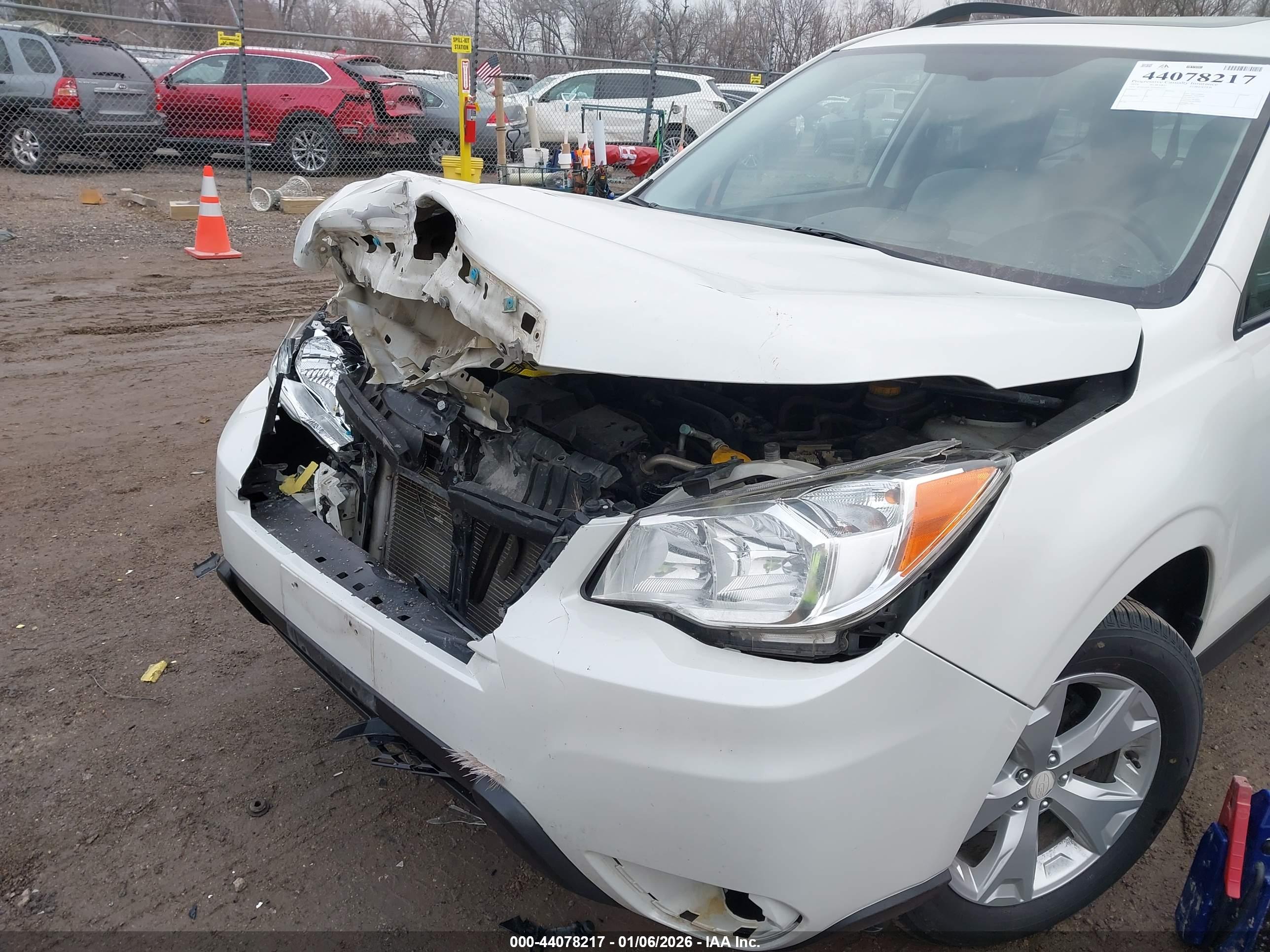 SUBARU FORESTER image 6