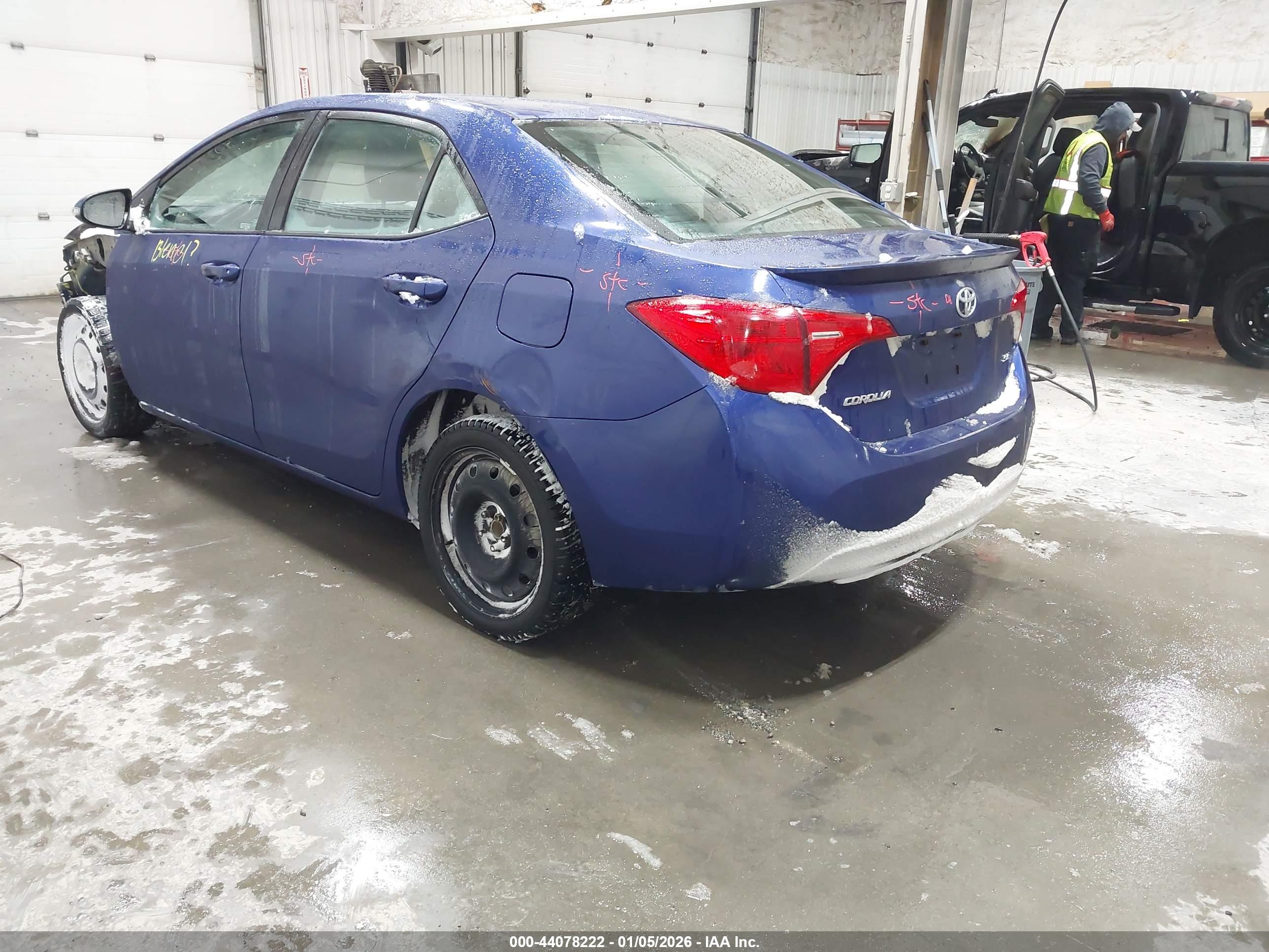 TOYOTA COROLLA image 3