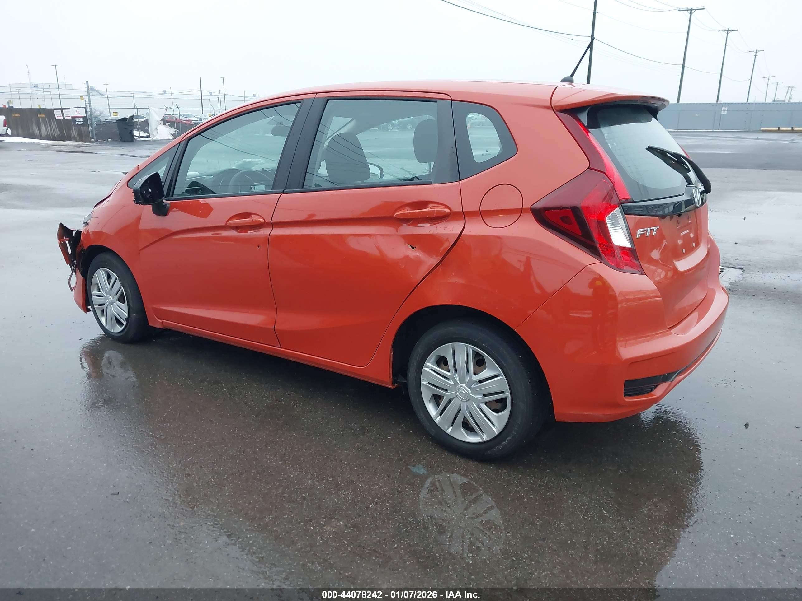 HONDA FIT image 3