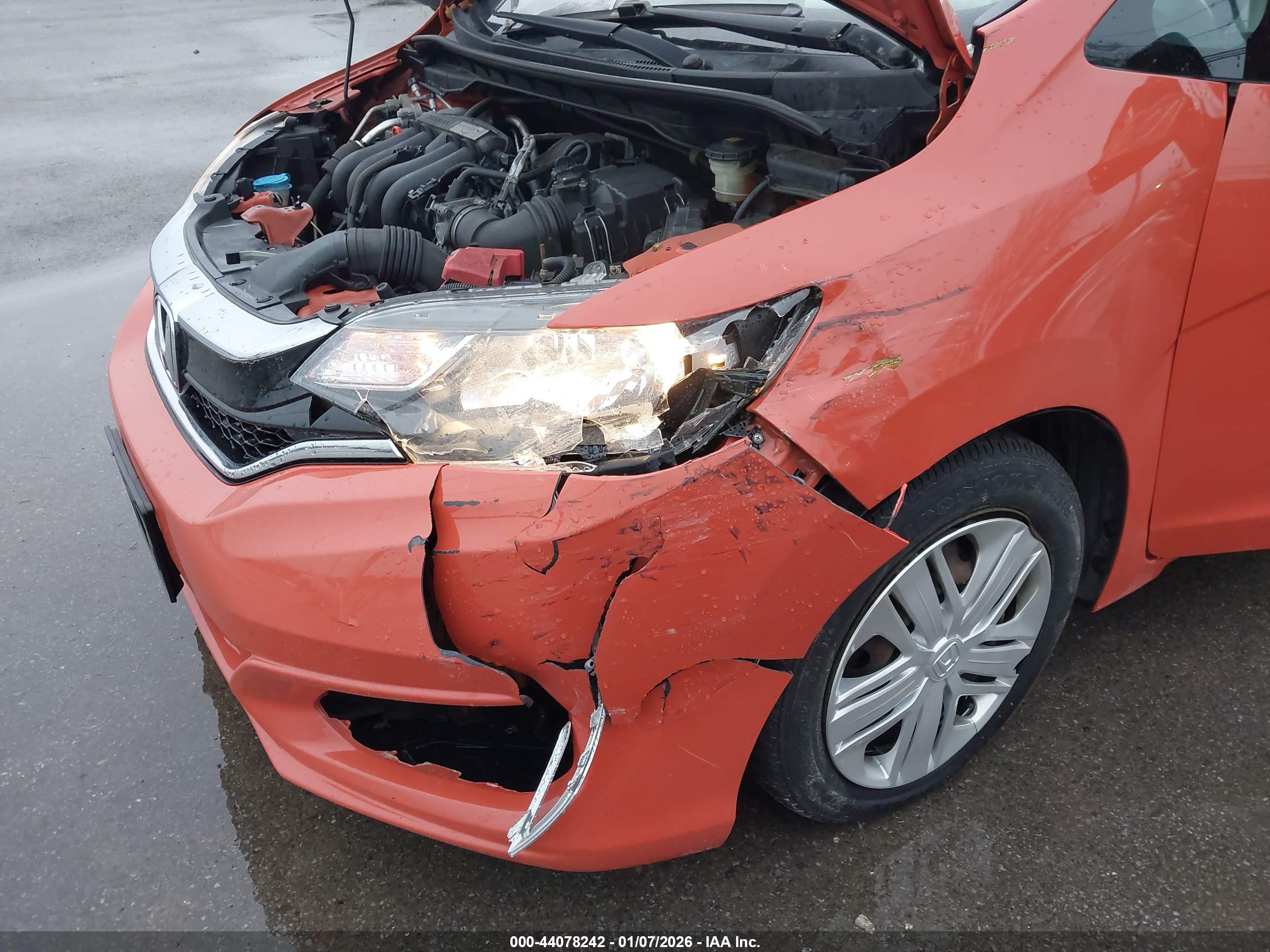 HONDA FIT image 6