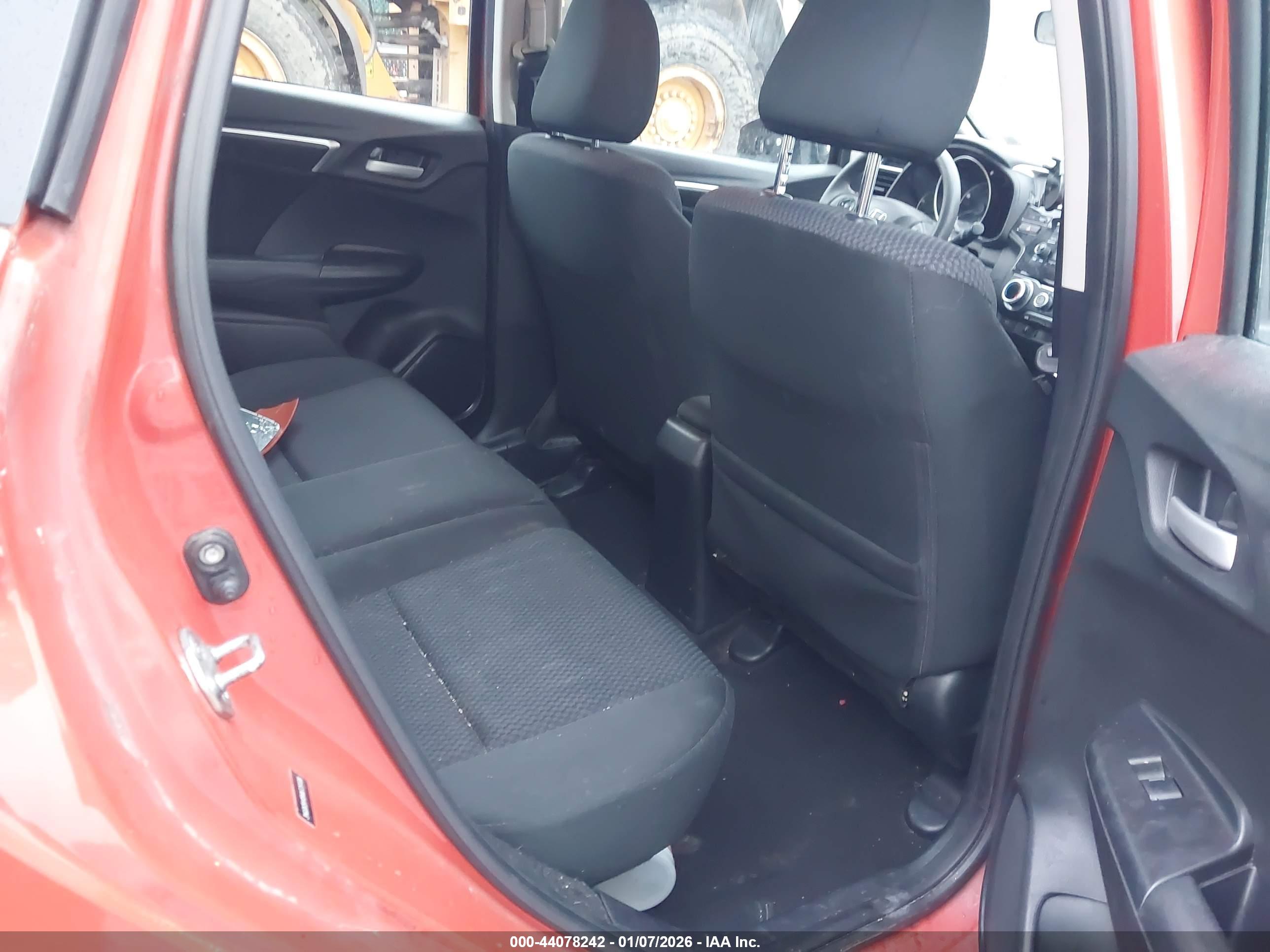 HONDA FIT image 8