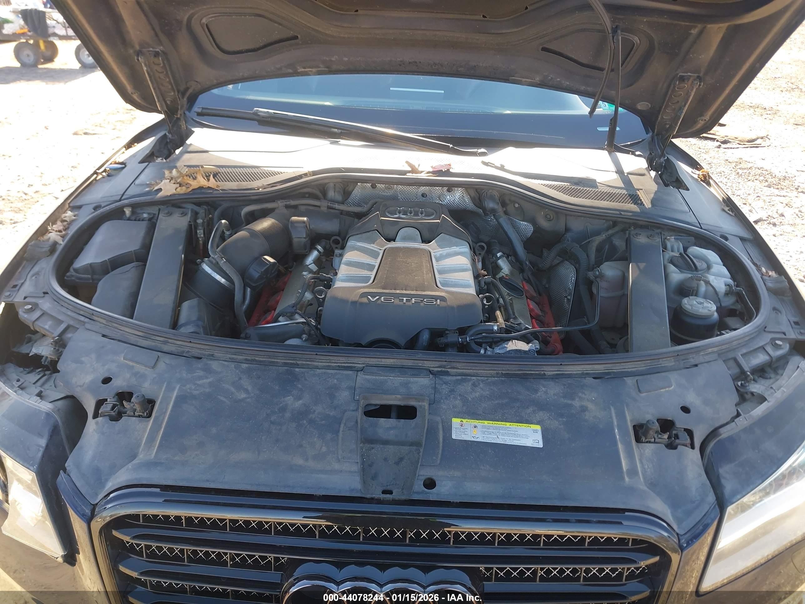 AUDI A8 image 10