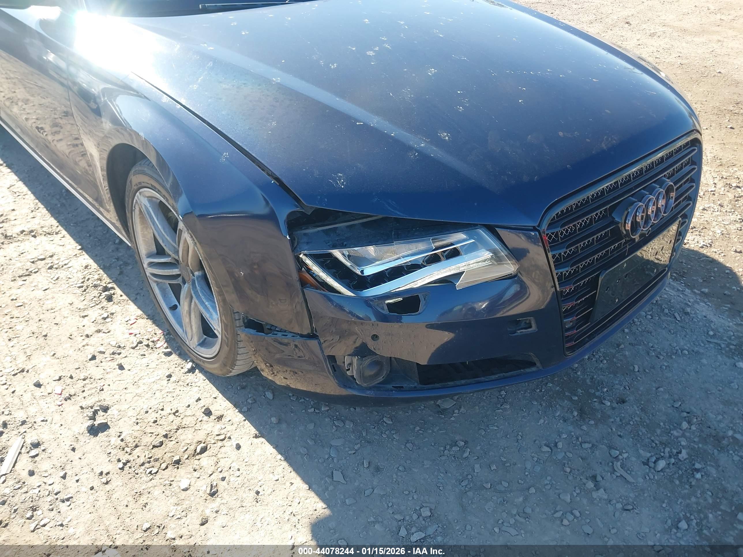 AUDI A8 image 6