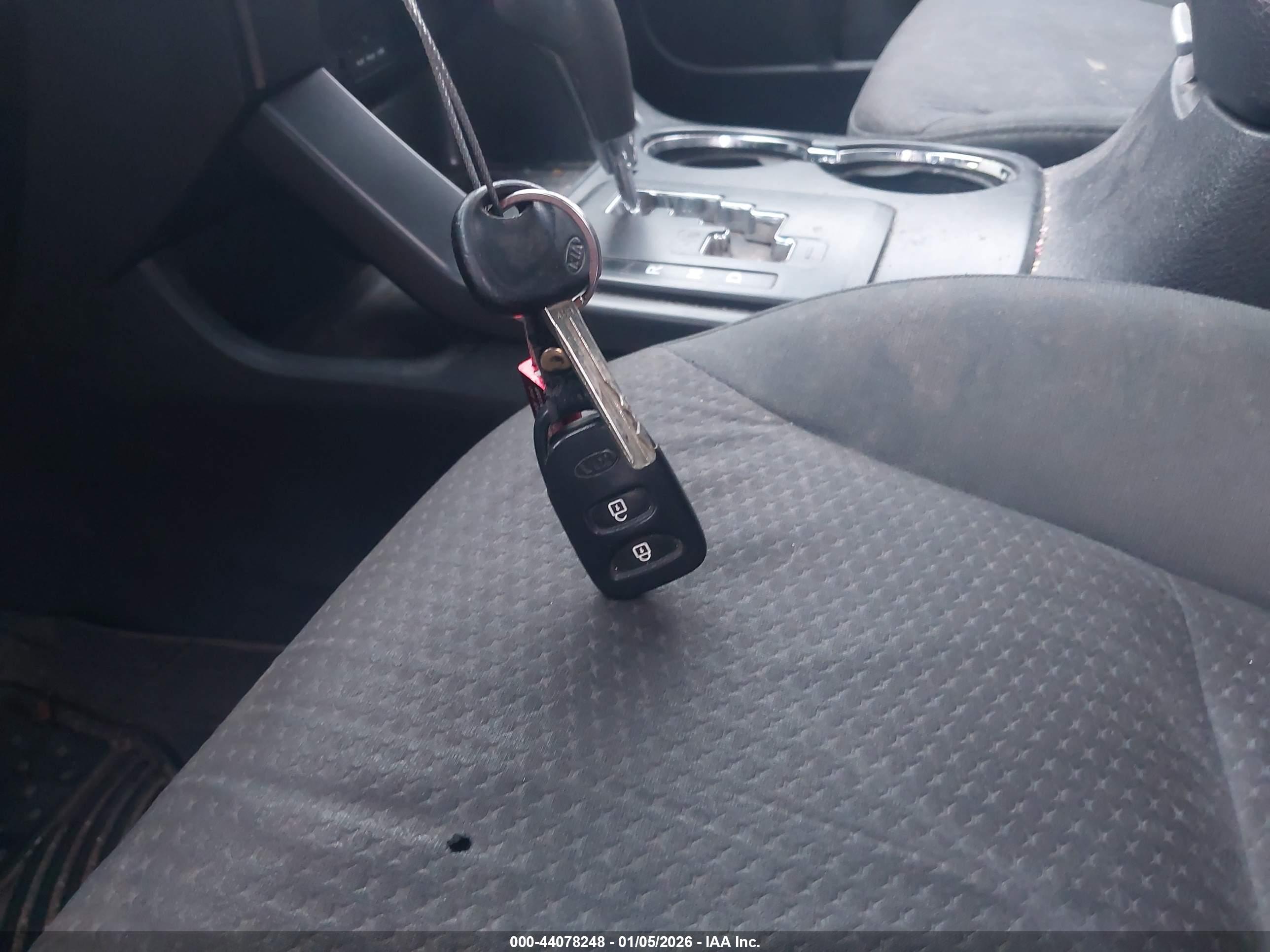 KIA SORENTO image 11