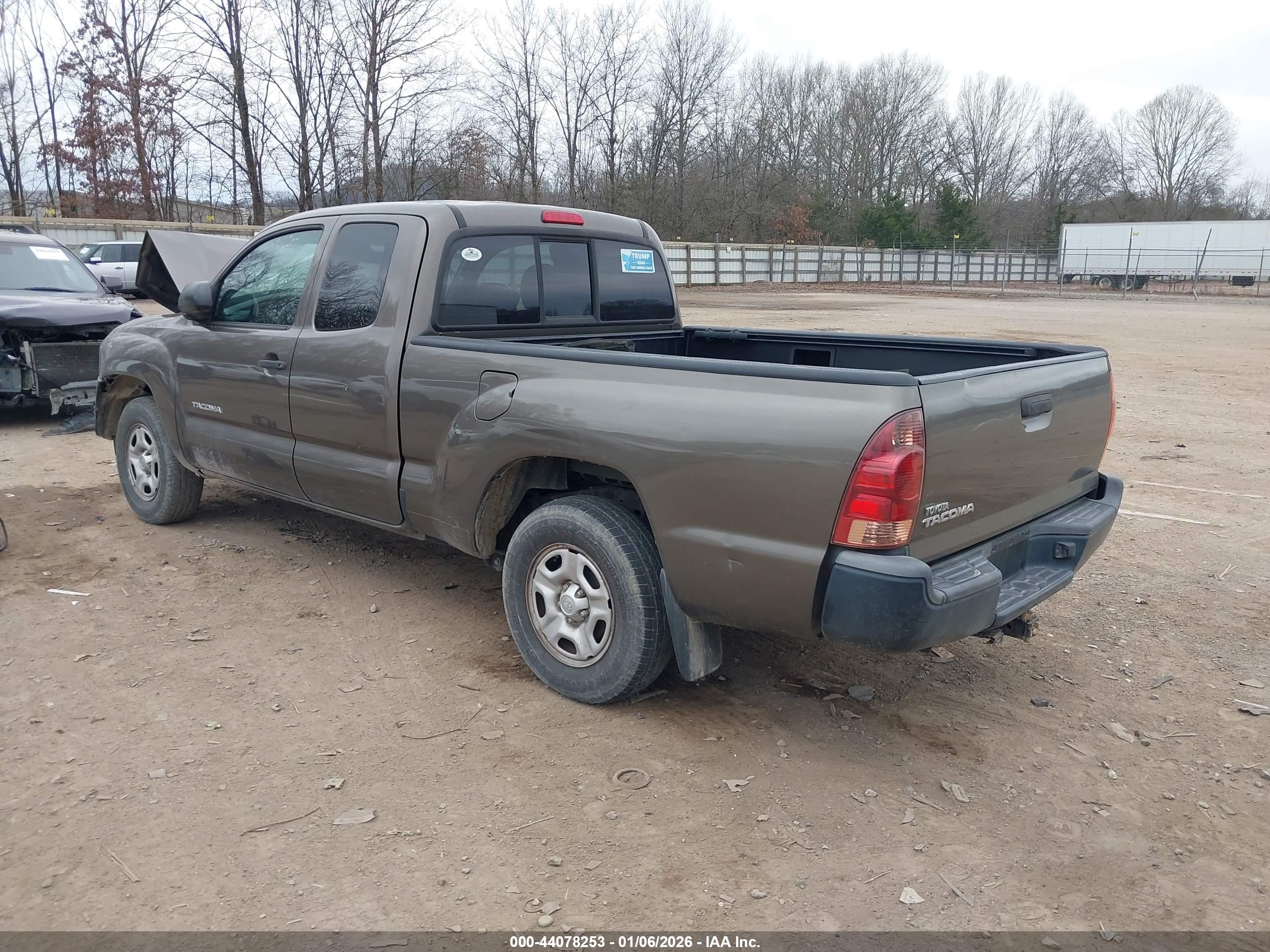TOYOTA TACOMA image 3