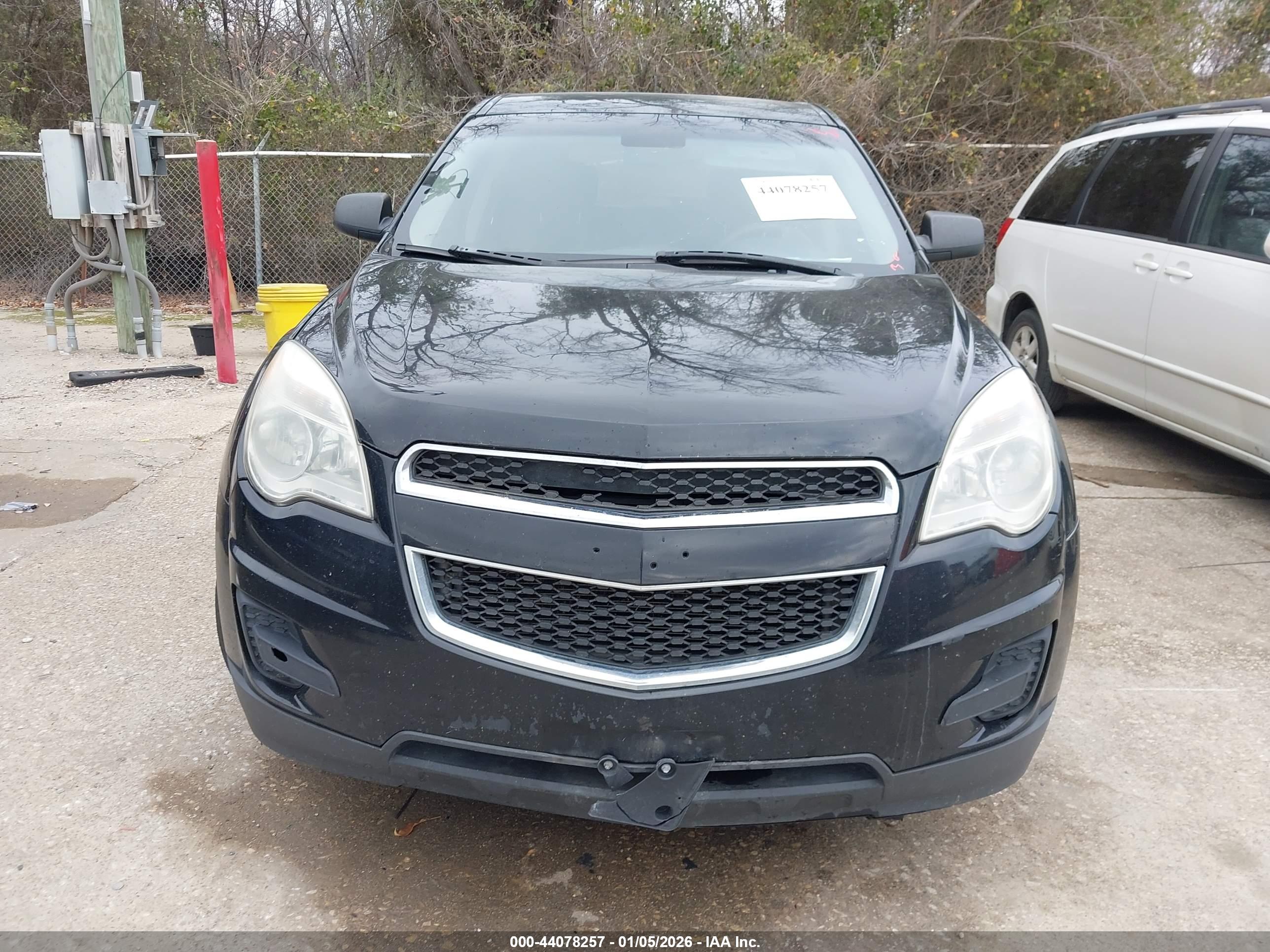 CHEVROLET EQUINOX image 6