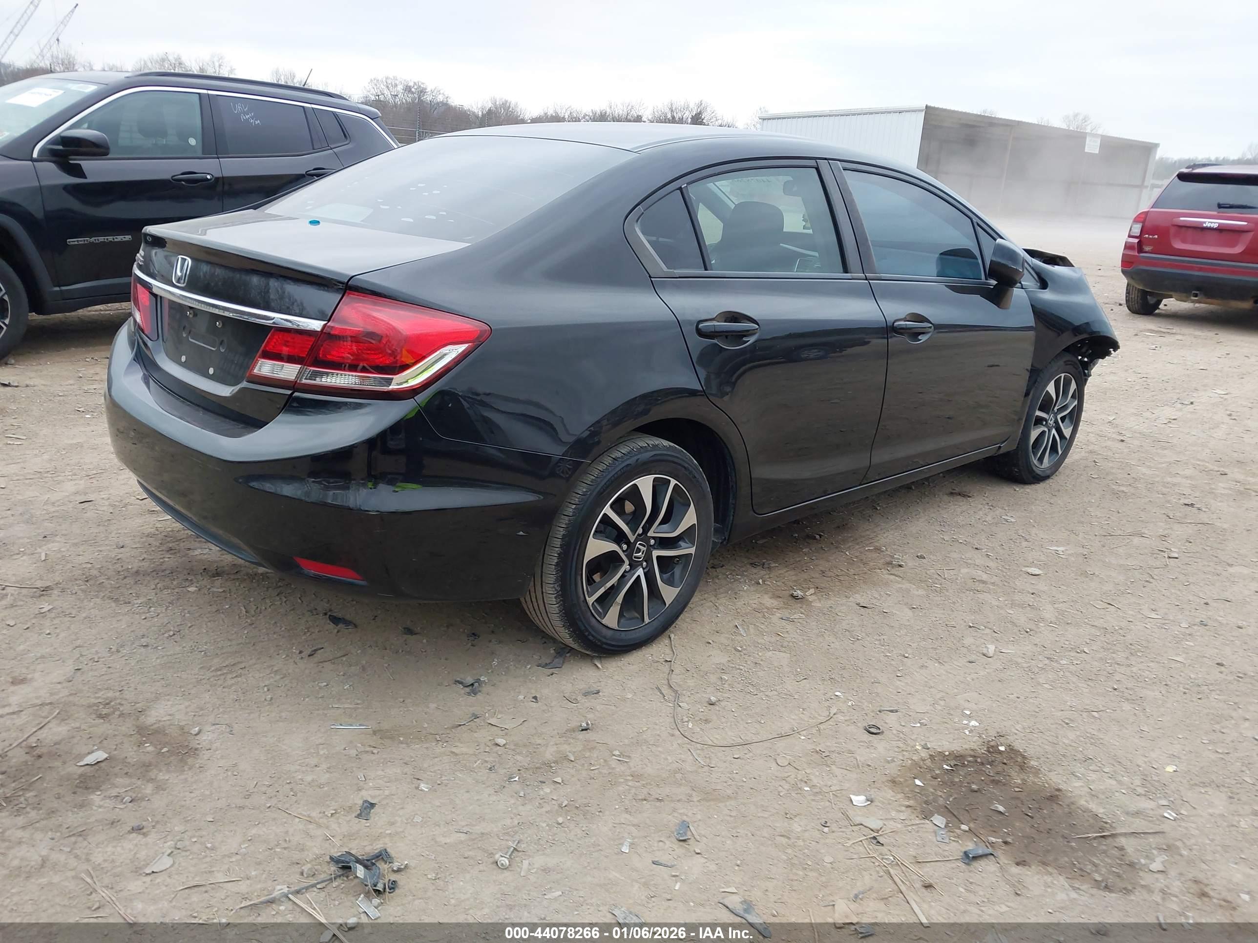 HONDA CIVIC image 4