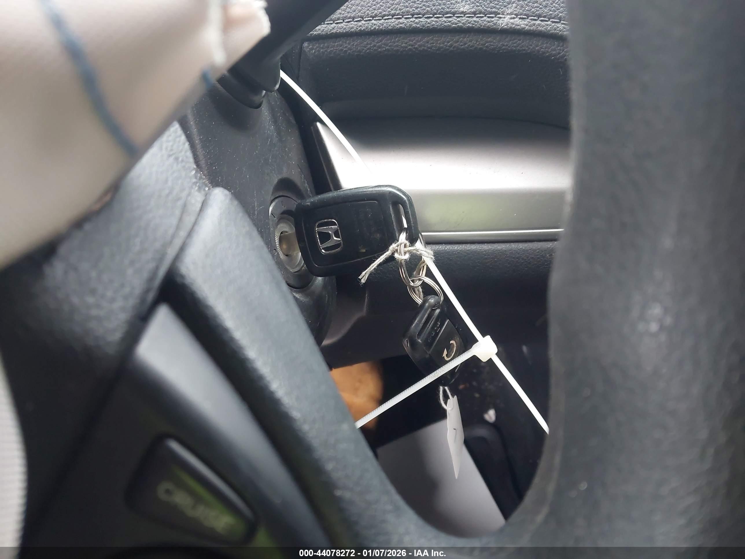 HONDA CR-V image 11