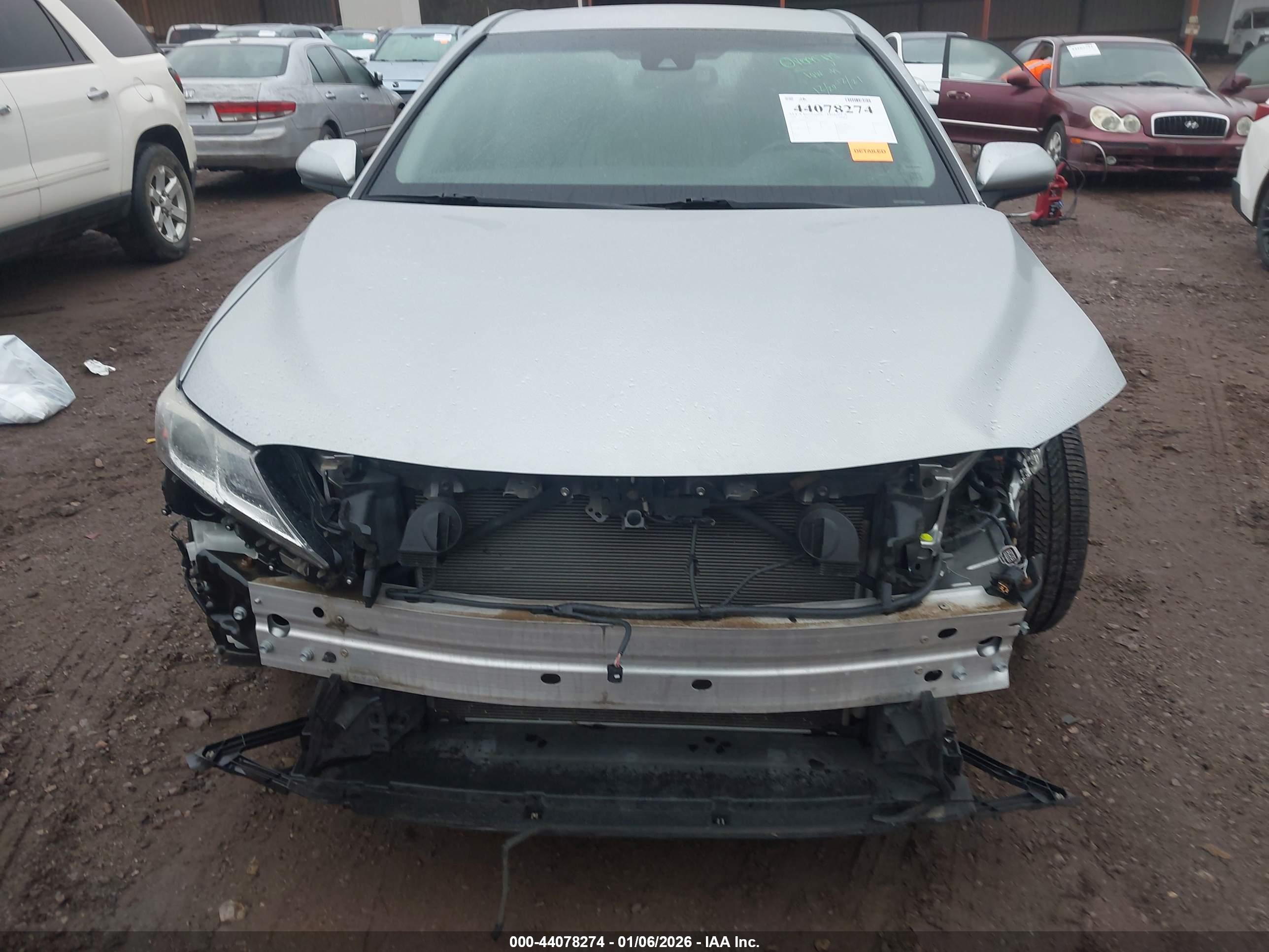 TOYOTA CAMRY image 6