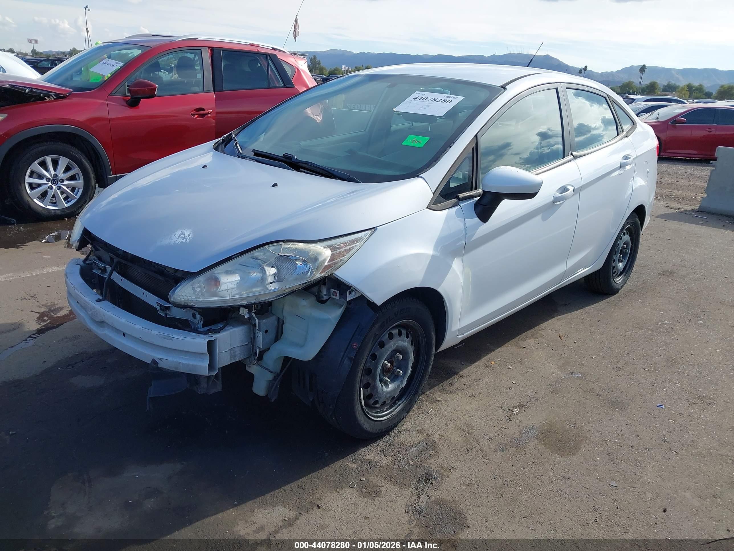 FORD FIESTA image 2