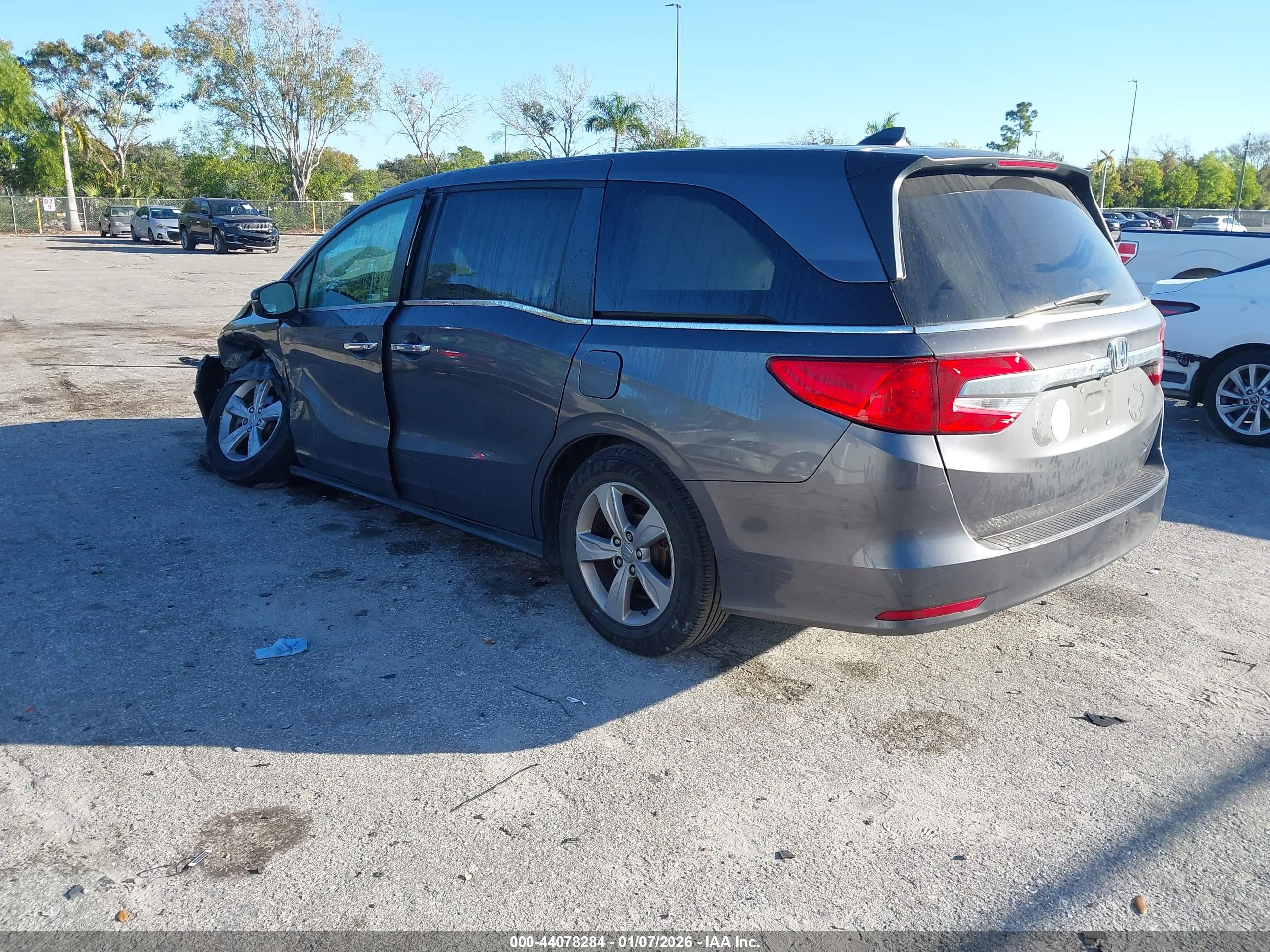 HONDA ODYSSEY image 3