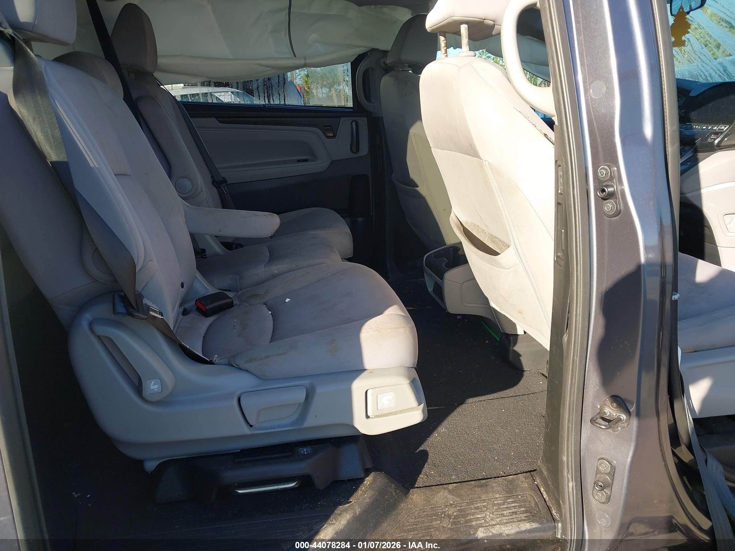 HONDA ODYSSEY image 8