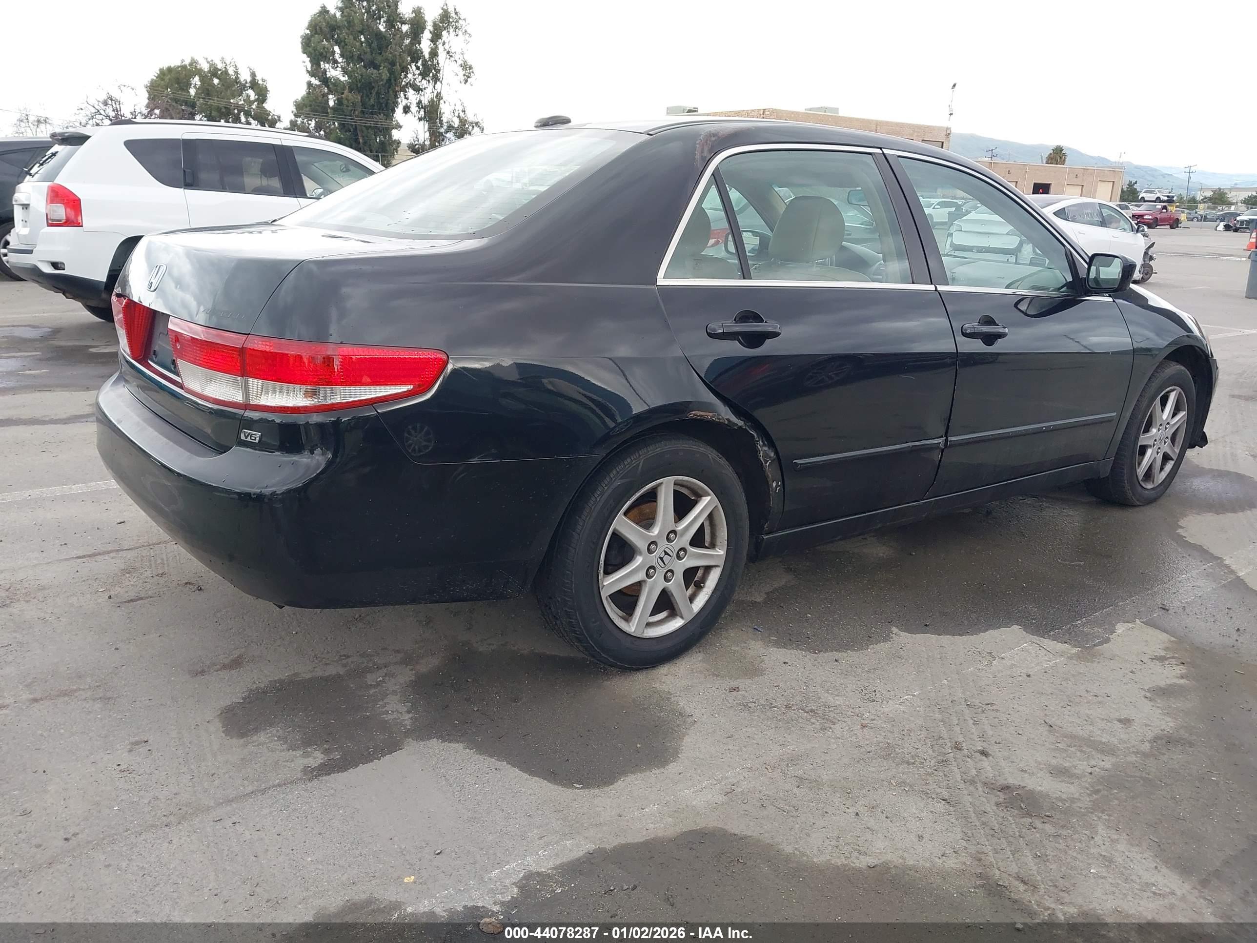 HONDA ACCORD image 4