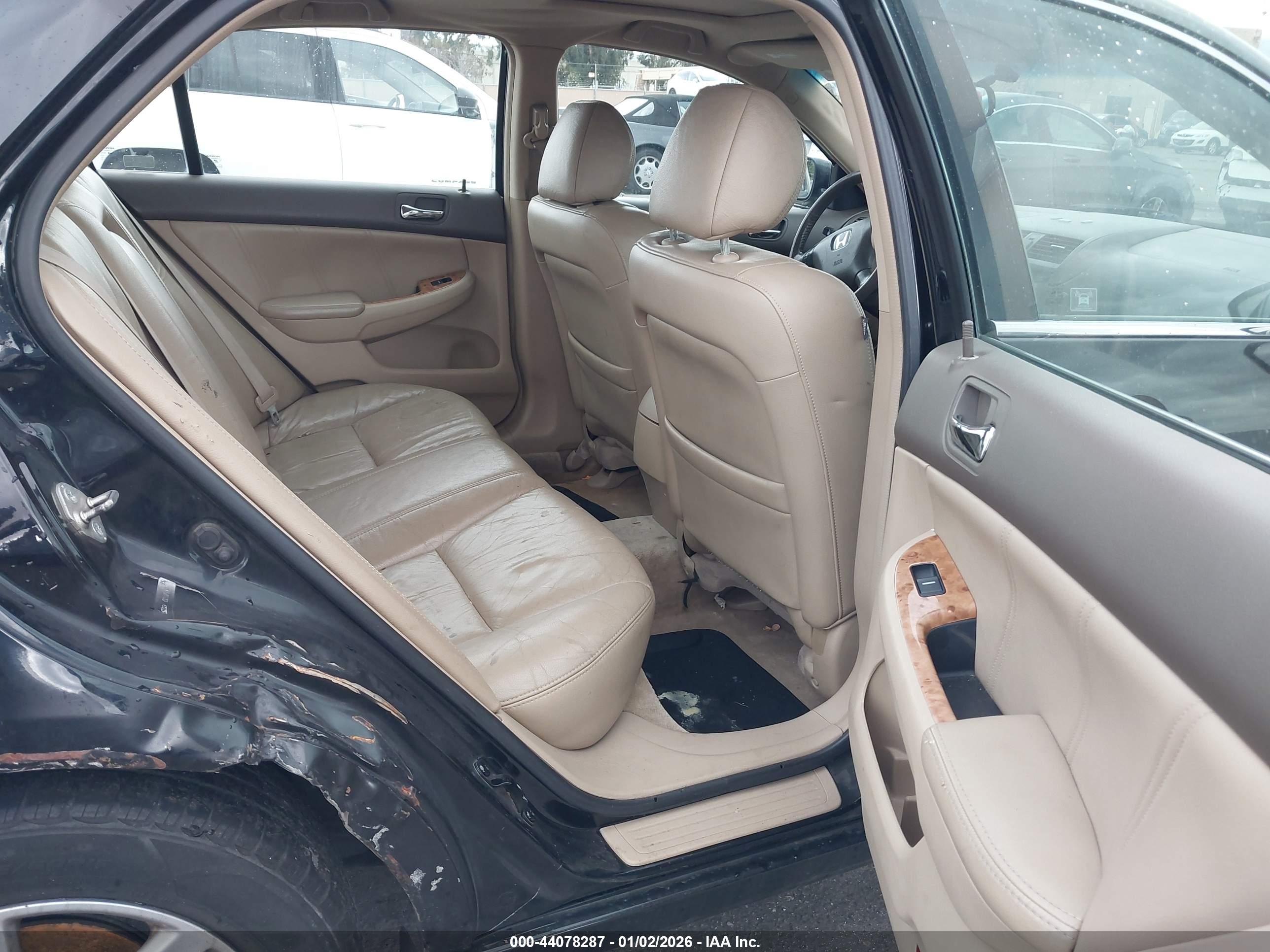 HONDA ACCORD image 8