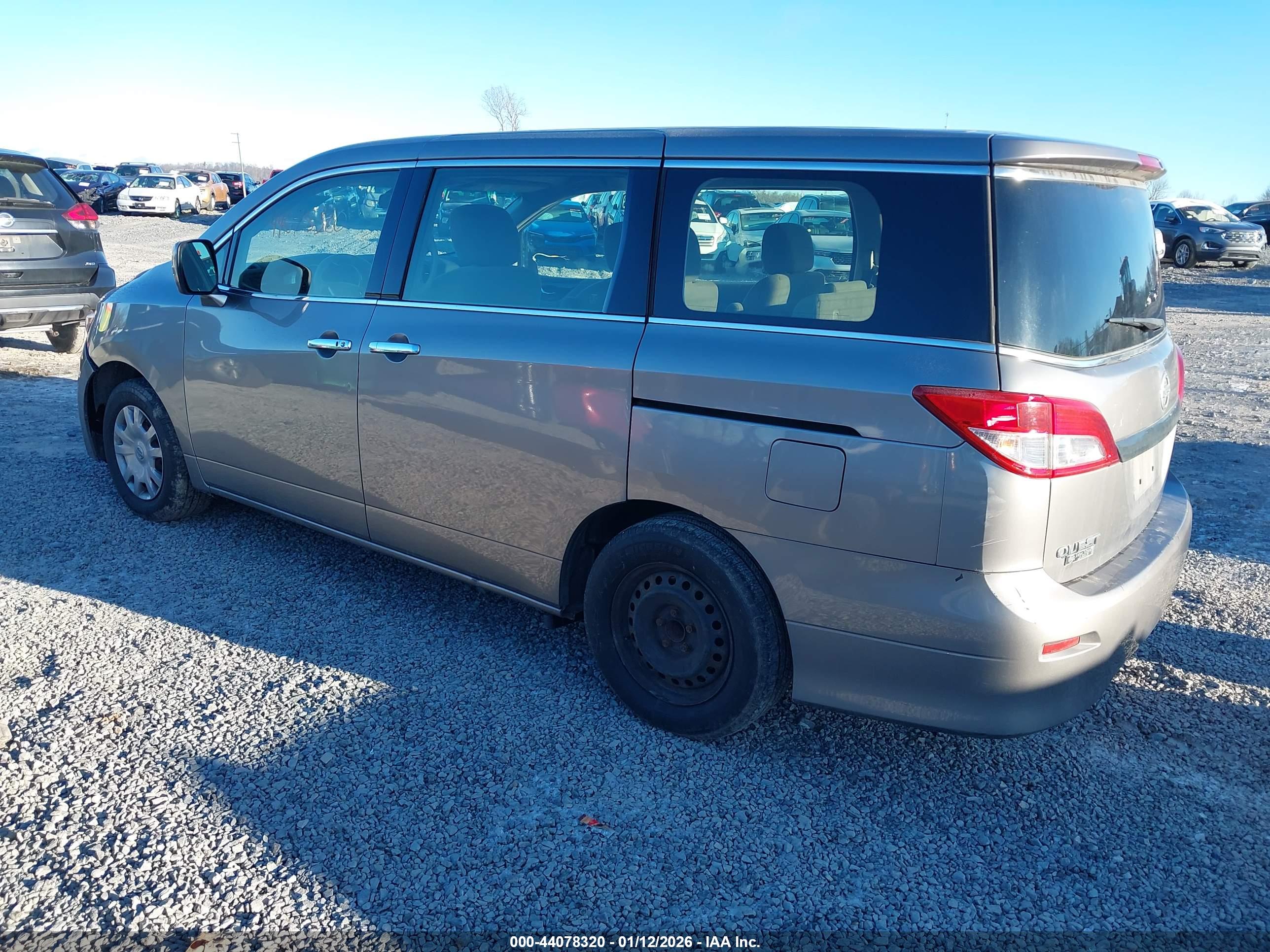 NISSAN QUEST image 3