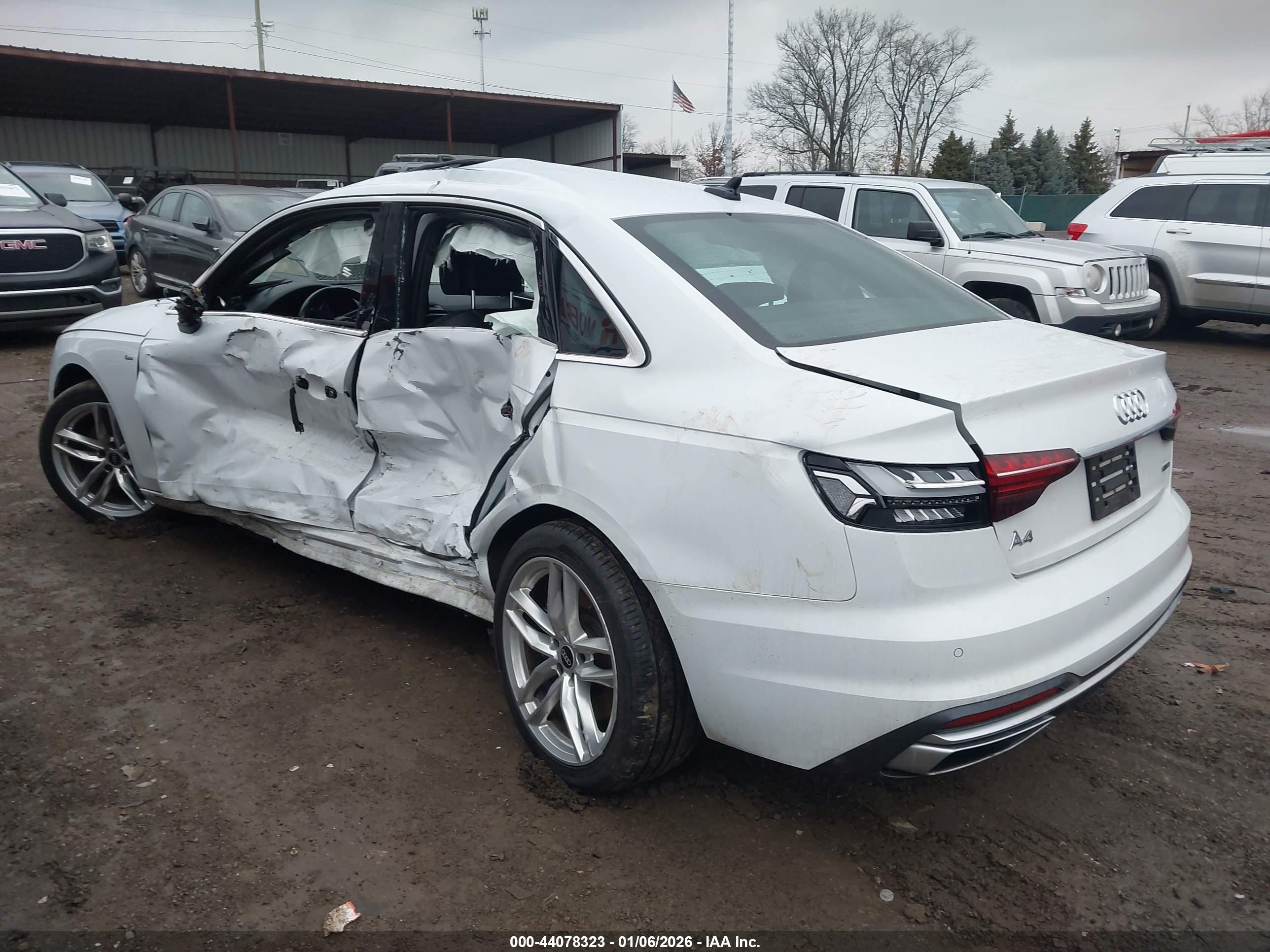 AUDI A4 image 3