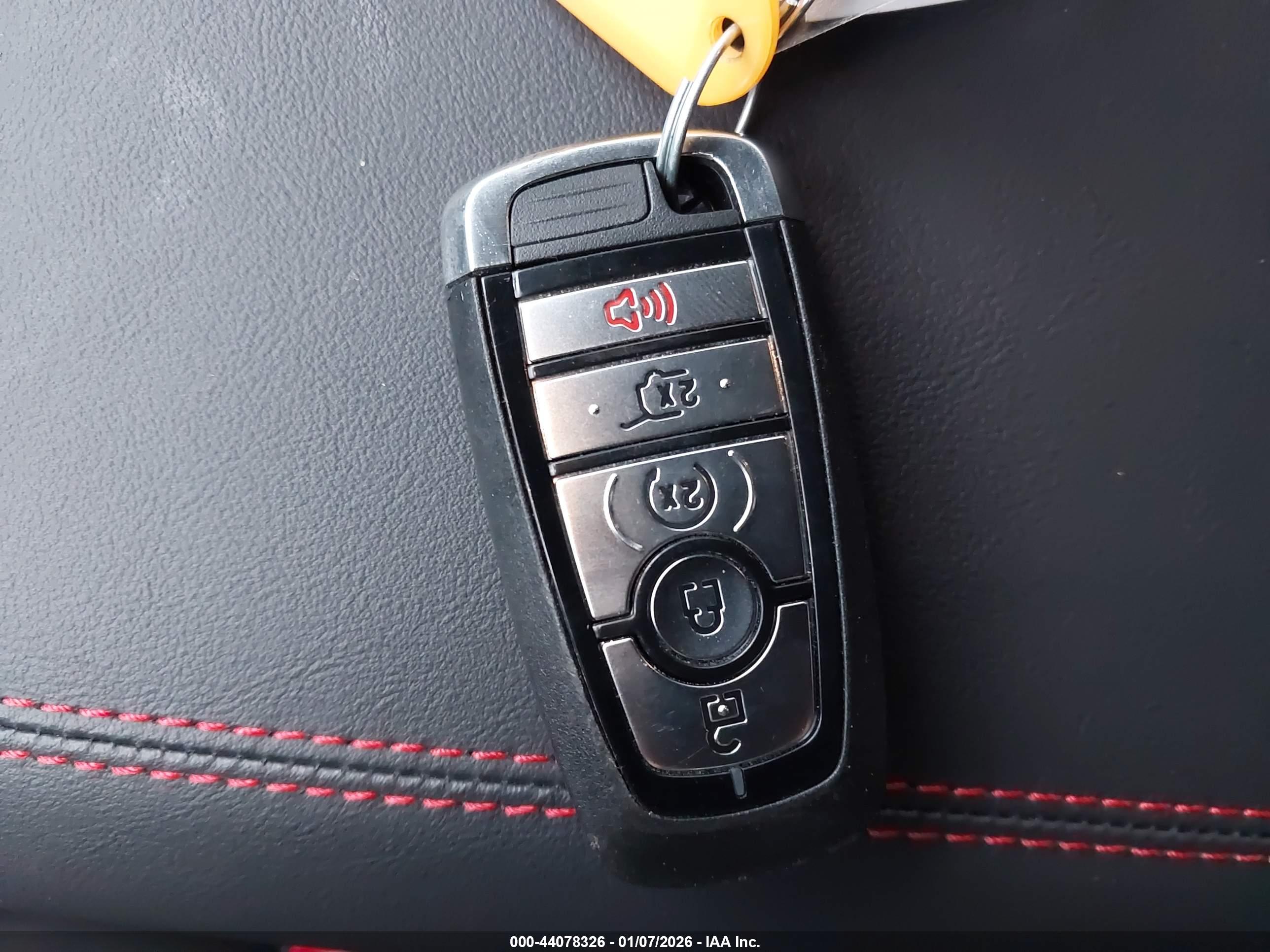 FORD EXPLORER image 11
