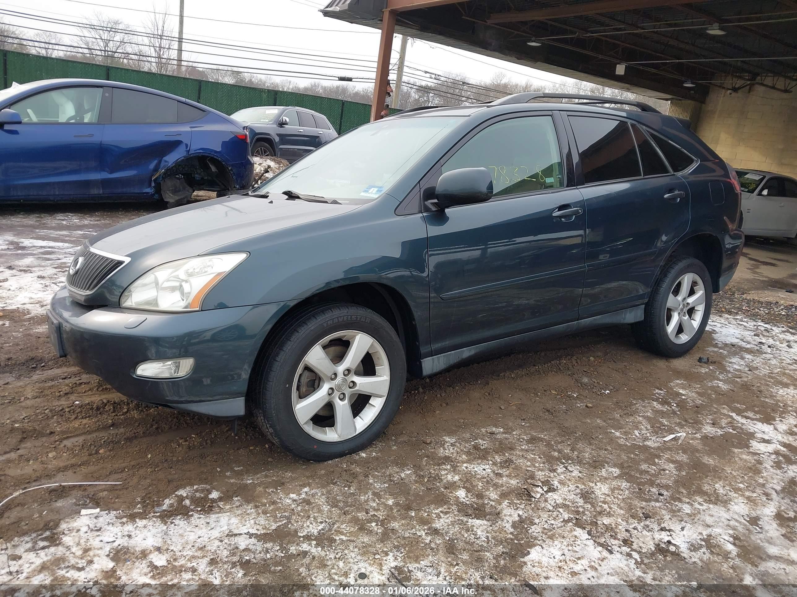 LEXUS RX image 2