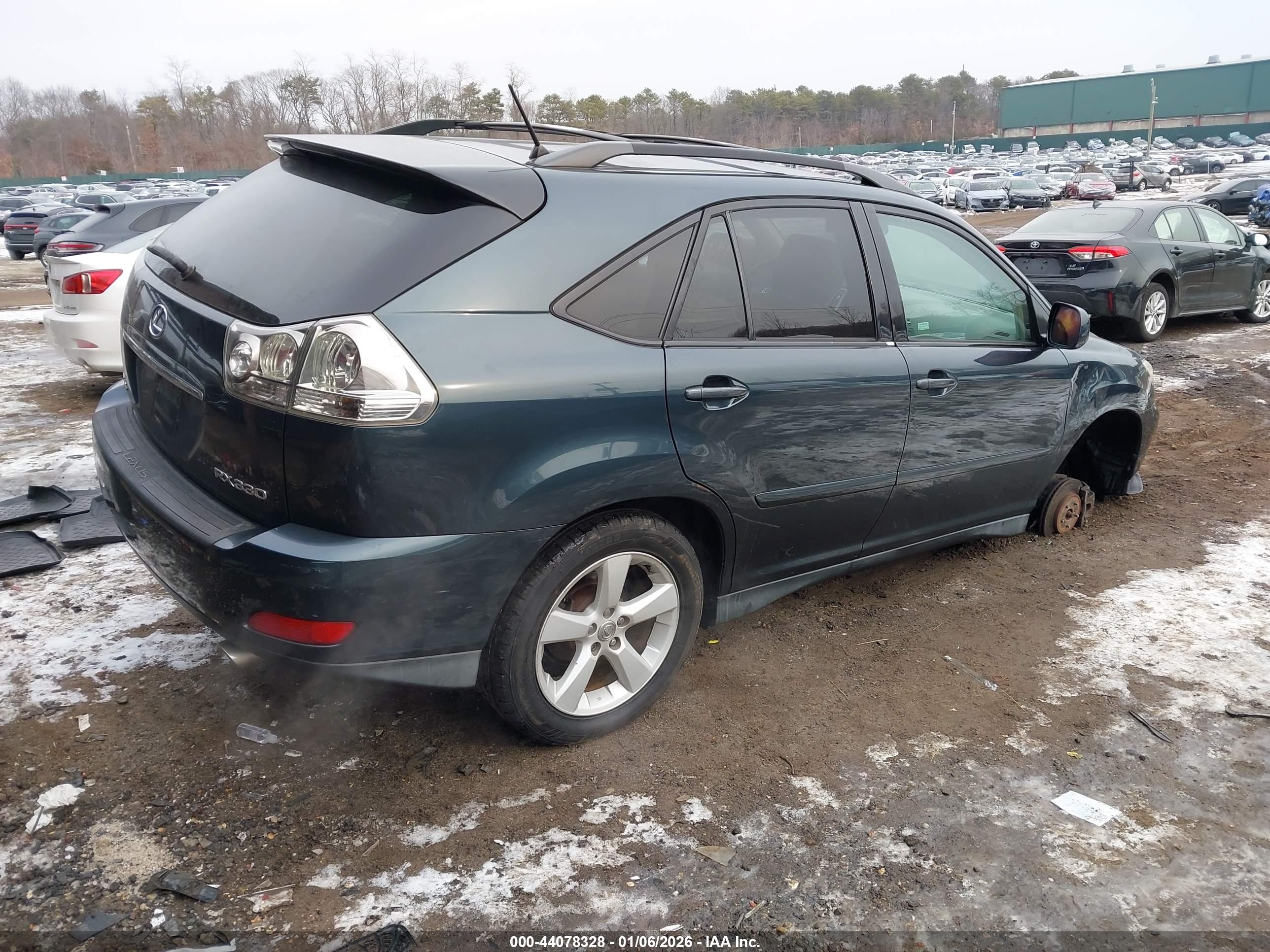 LEXUS RX image 4